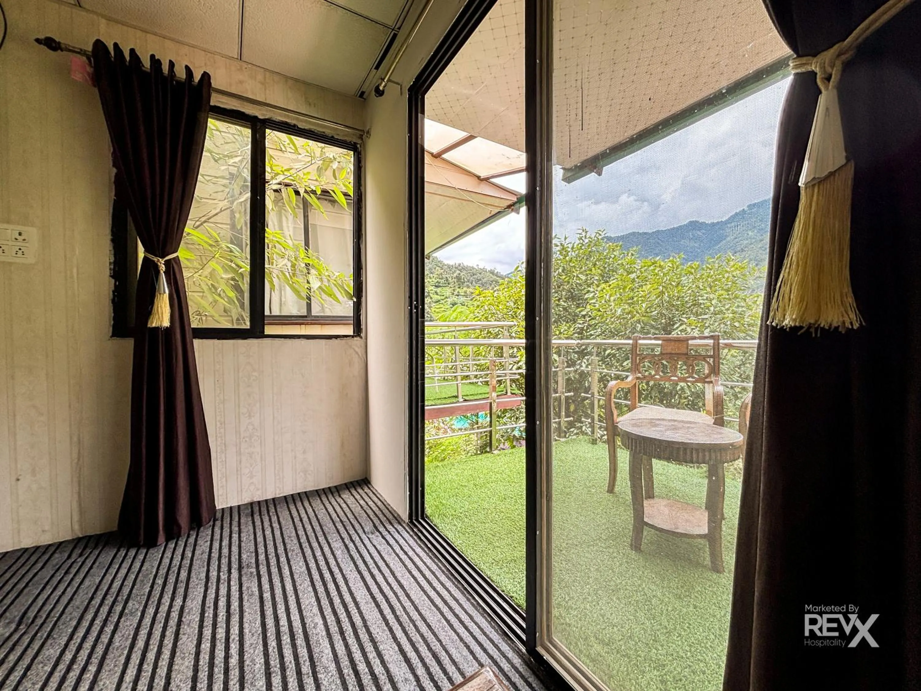 Day in The Sona Heli Resort