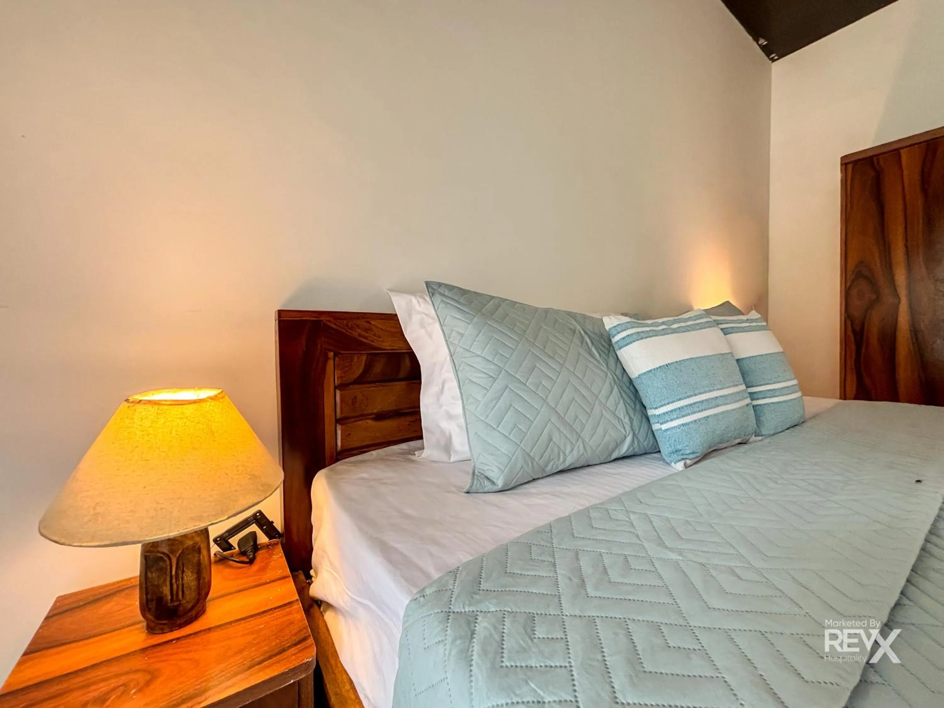 Bed in The Sona Heli Resort