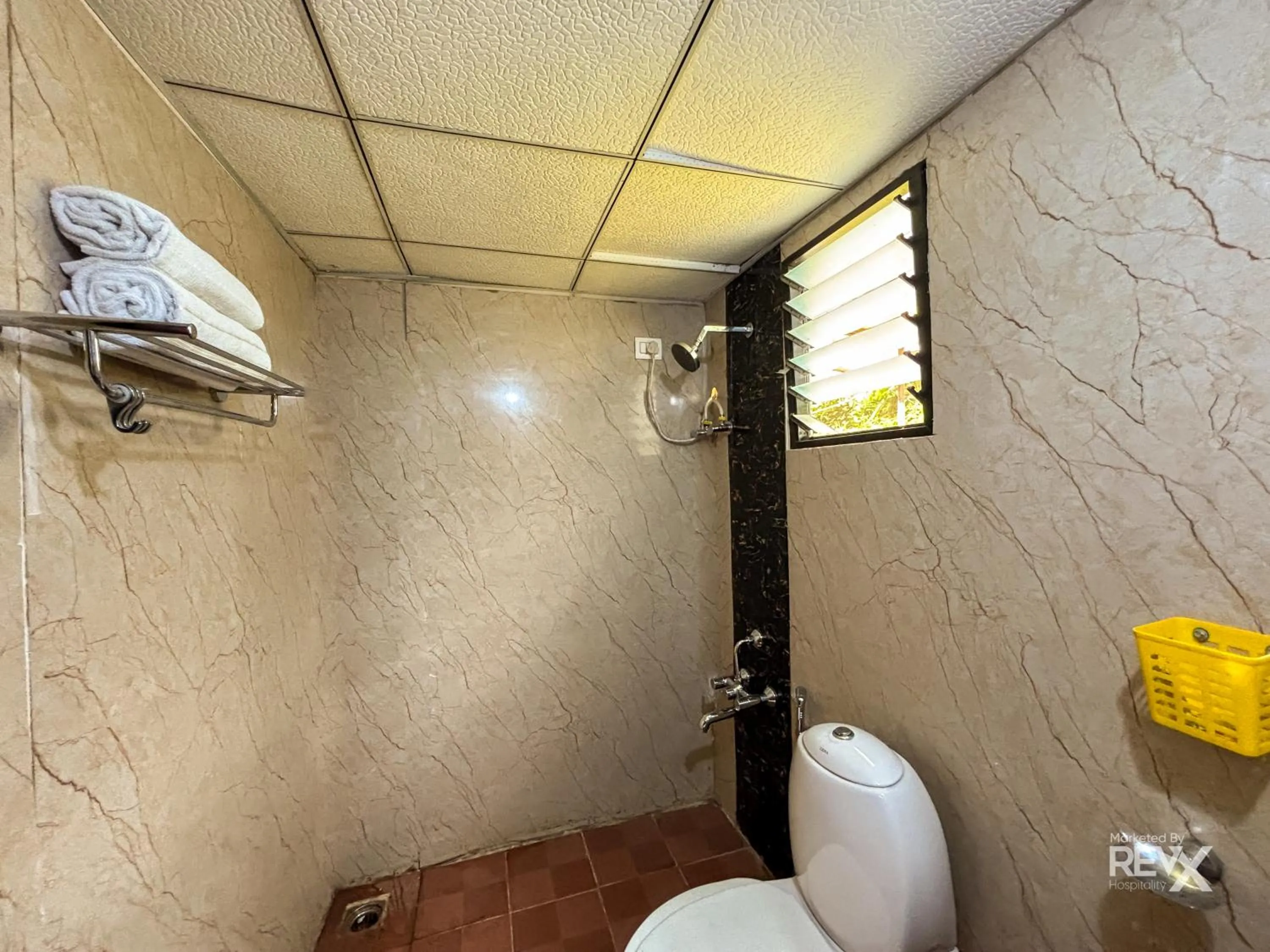 Shower in The Sona Heli Resort