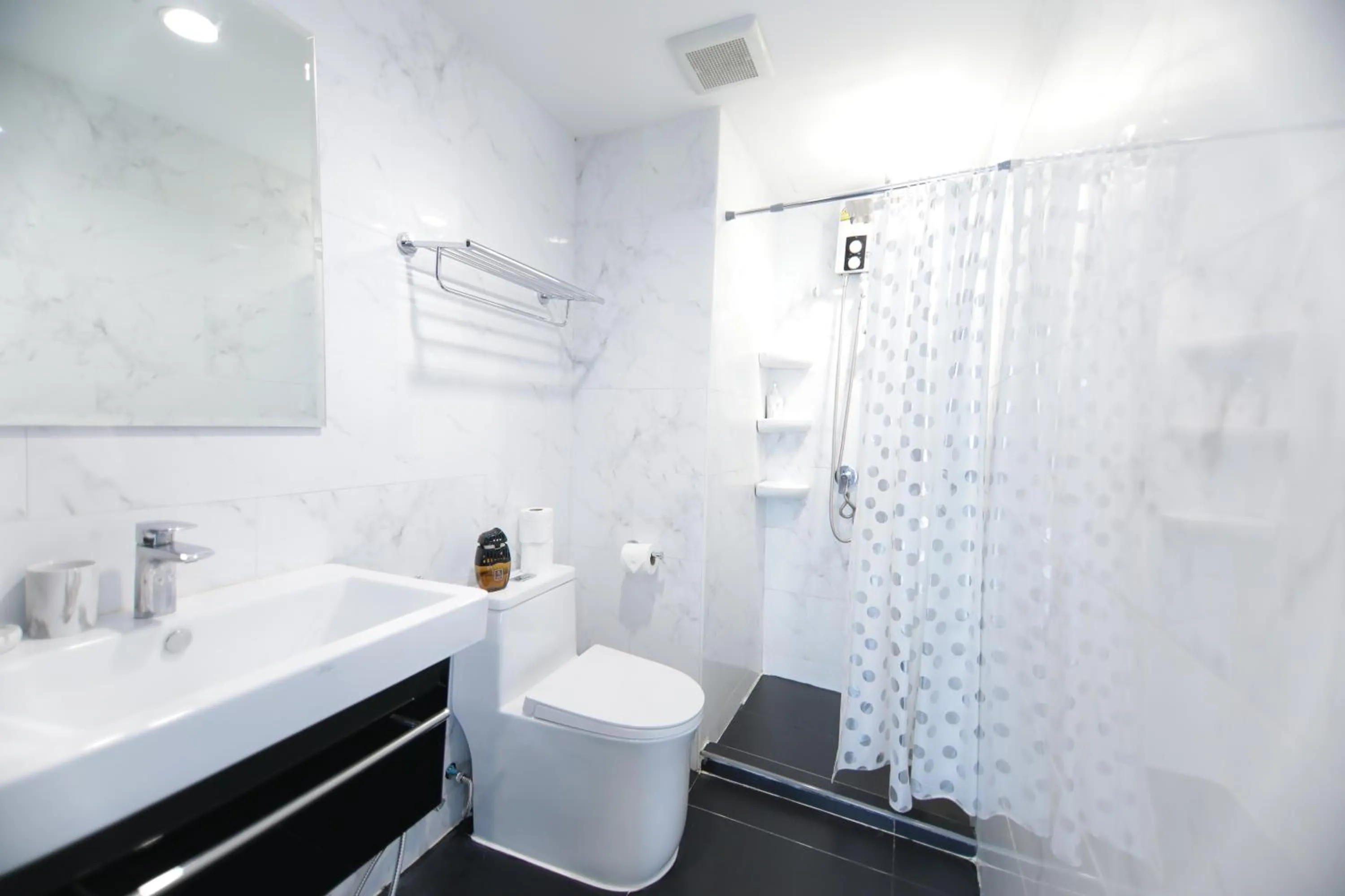 Bathroom in WiRE BANGKOK PRAKHANONG