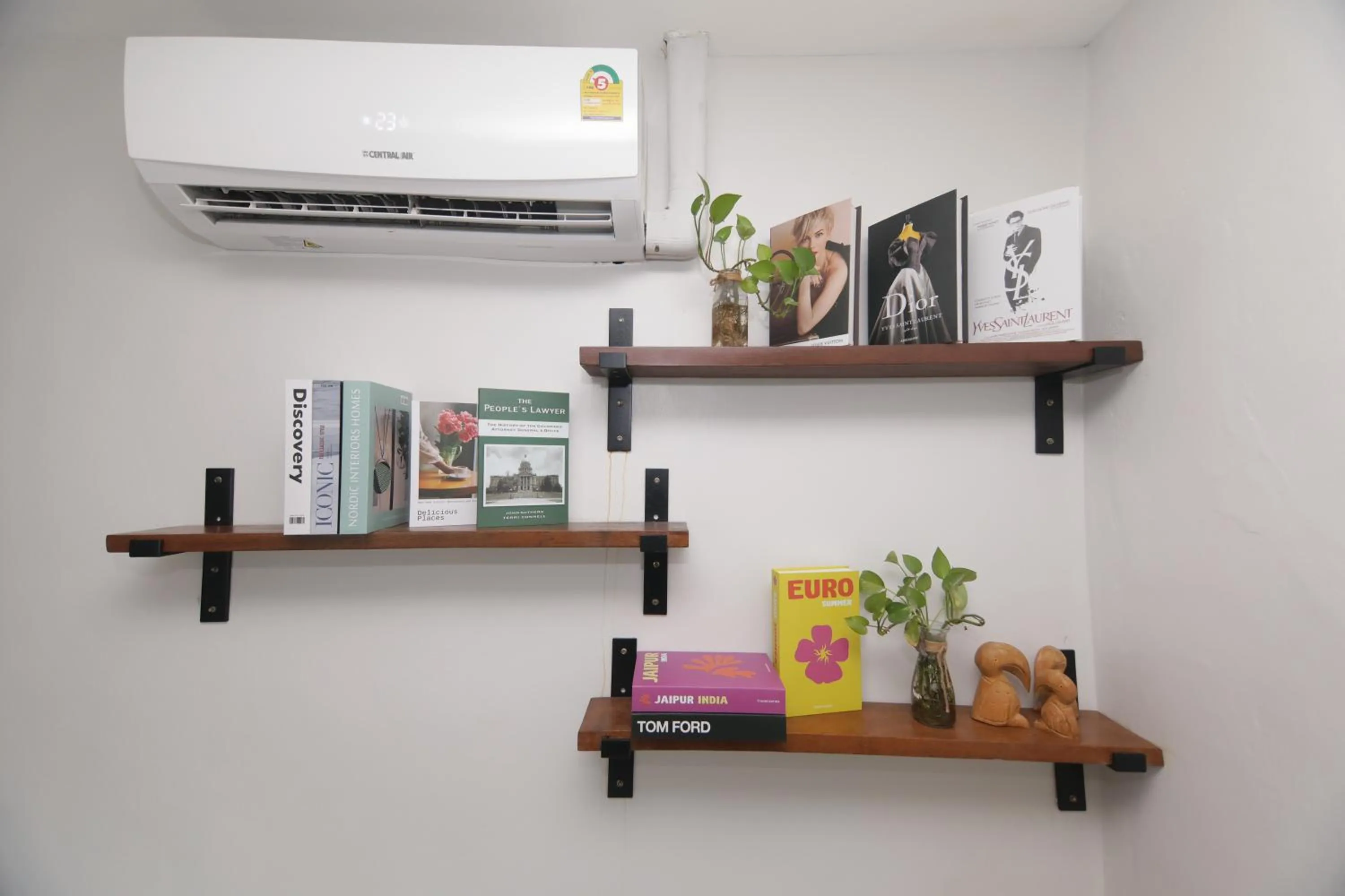 Decorative detail in WiRE BANGKOK PRAKHANONG