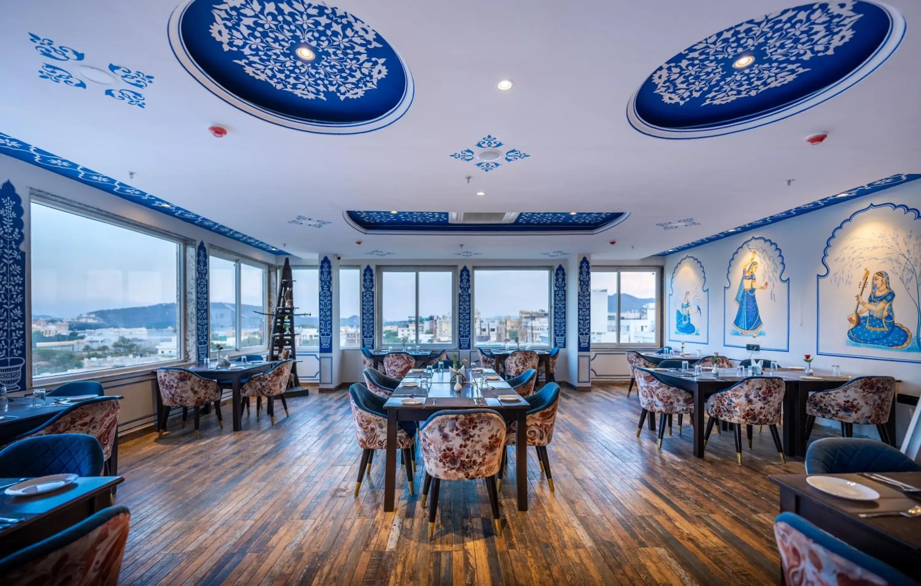 Restaurant/places to eat in The Chronicles - Near the Lake Pichola Udaipur Restaurant/places to eat in The Chronicles - Near the Lake Pichola Udaipur