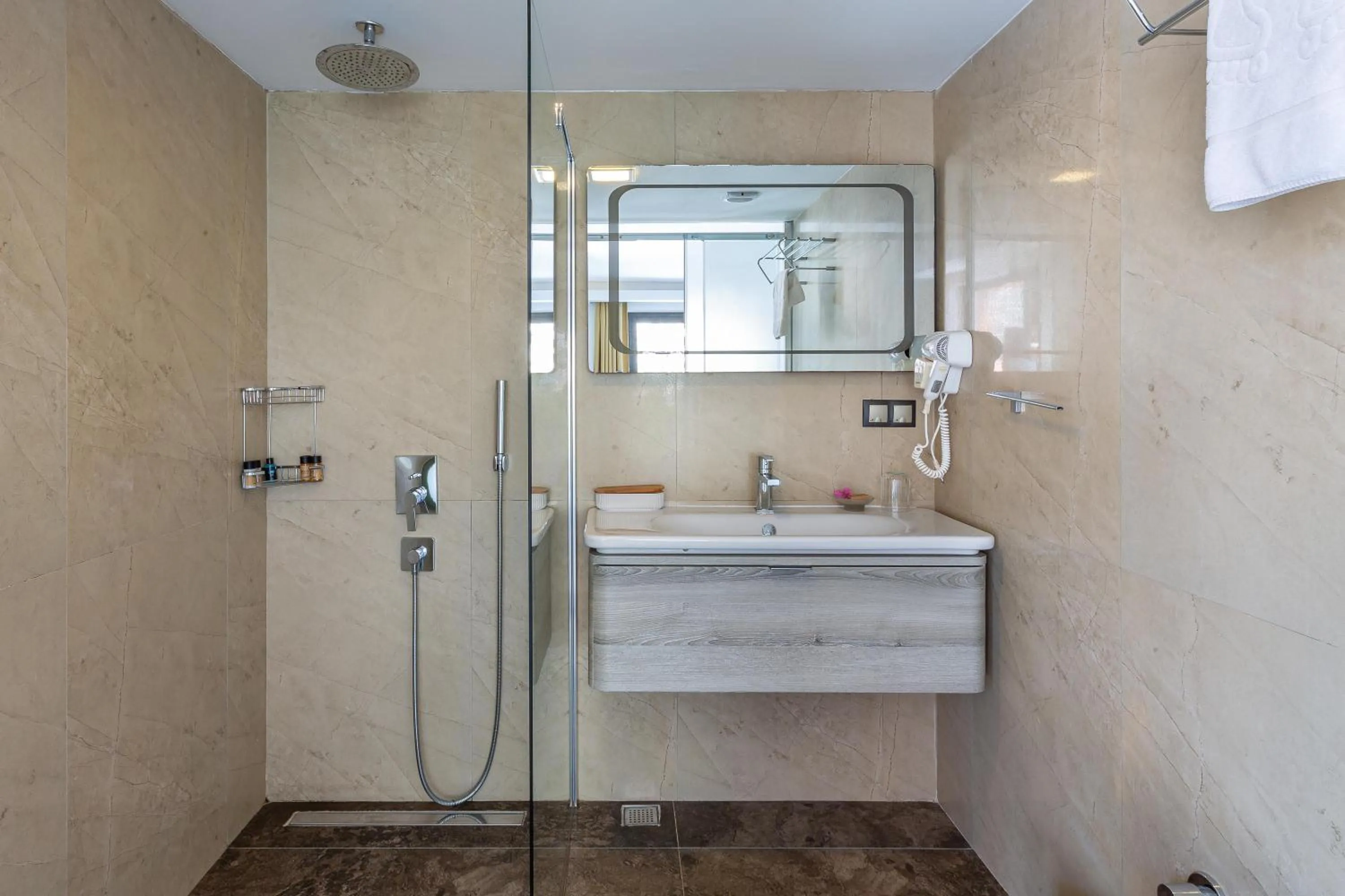 Shower in Rhapsody Hotel & Spa Kalkan