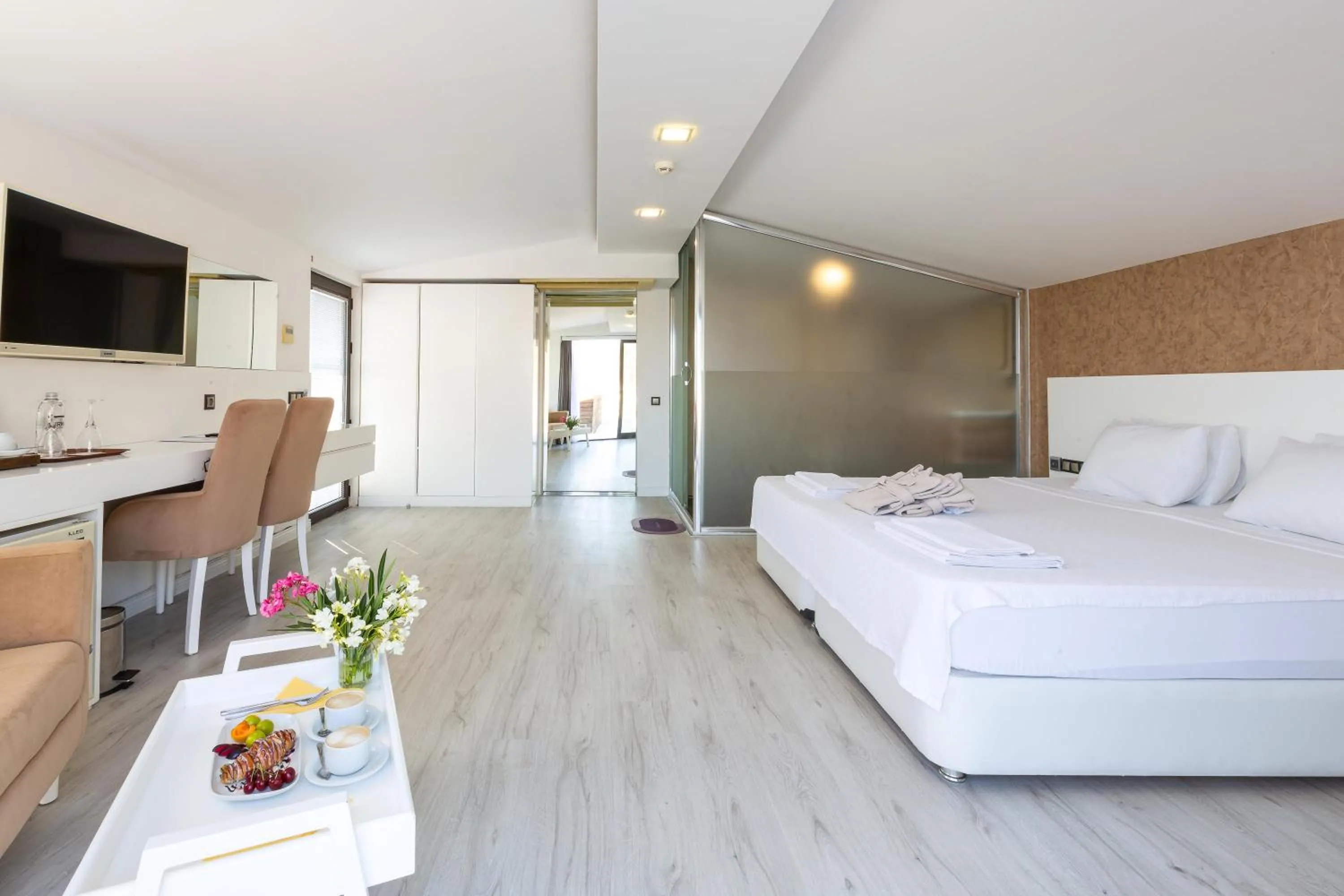 Bed in Rhapsody Hotel & Spa Kalkan