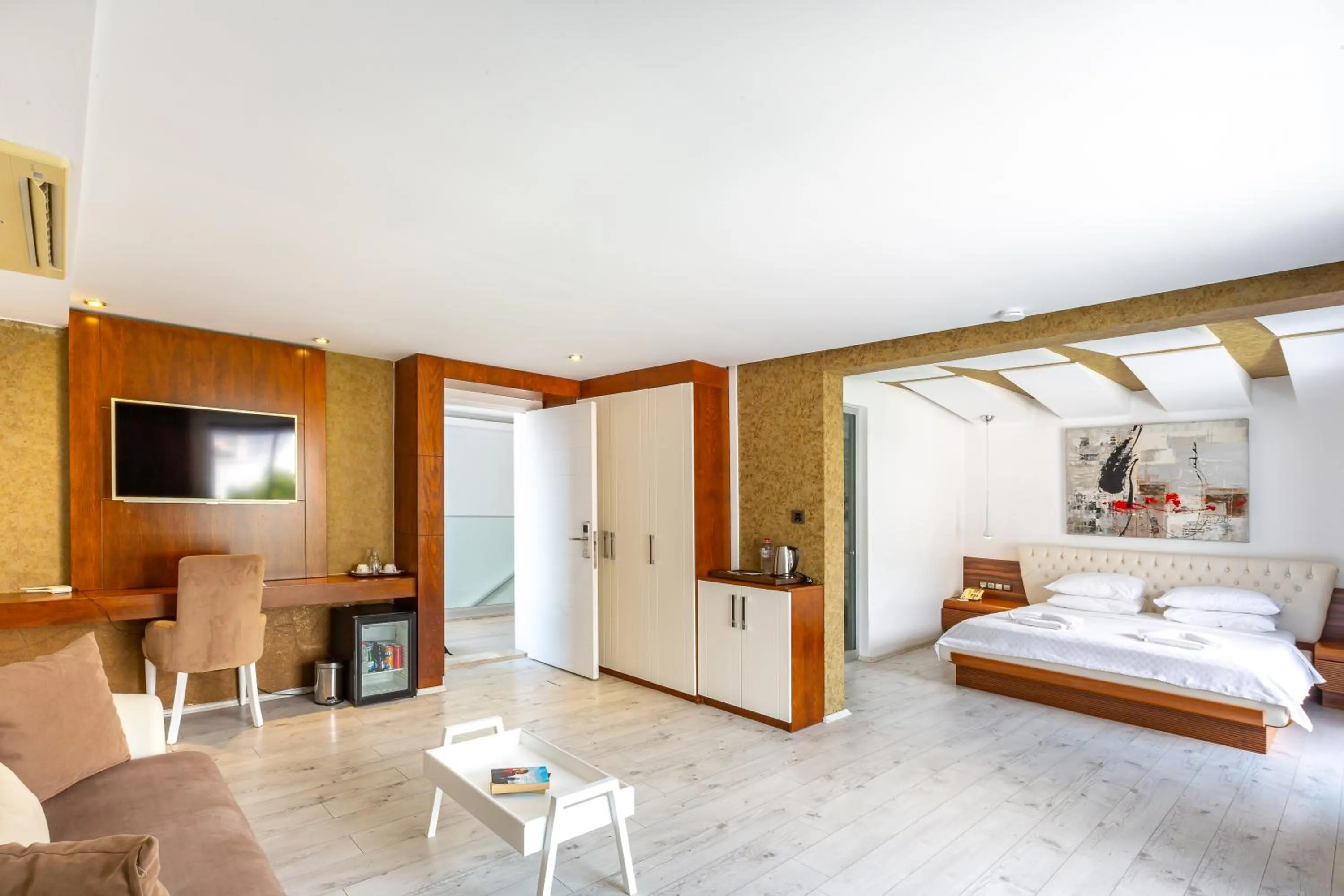 Bed in Rhapsody Hotel & Spa Kalkan