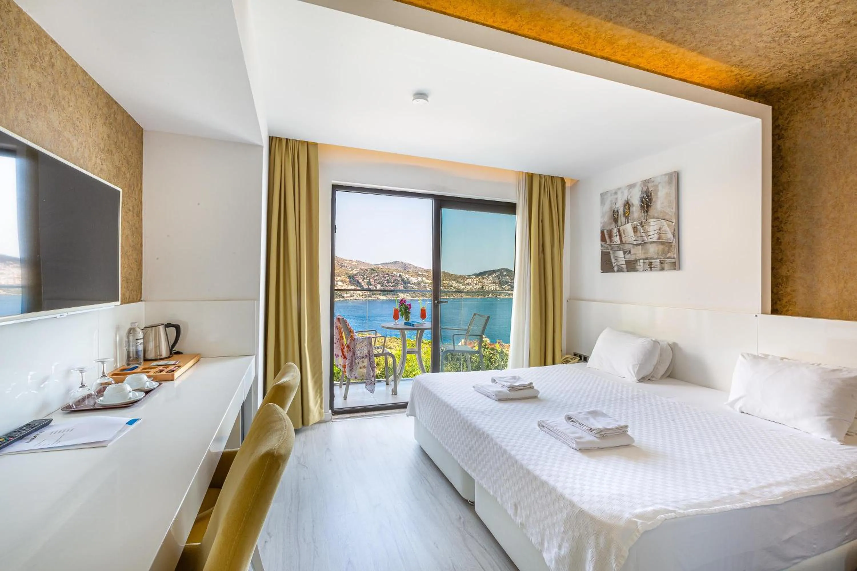 Bed in Rhapsody Hotel & Spa Kalkan