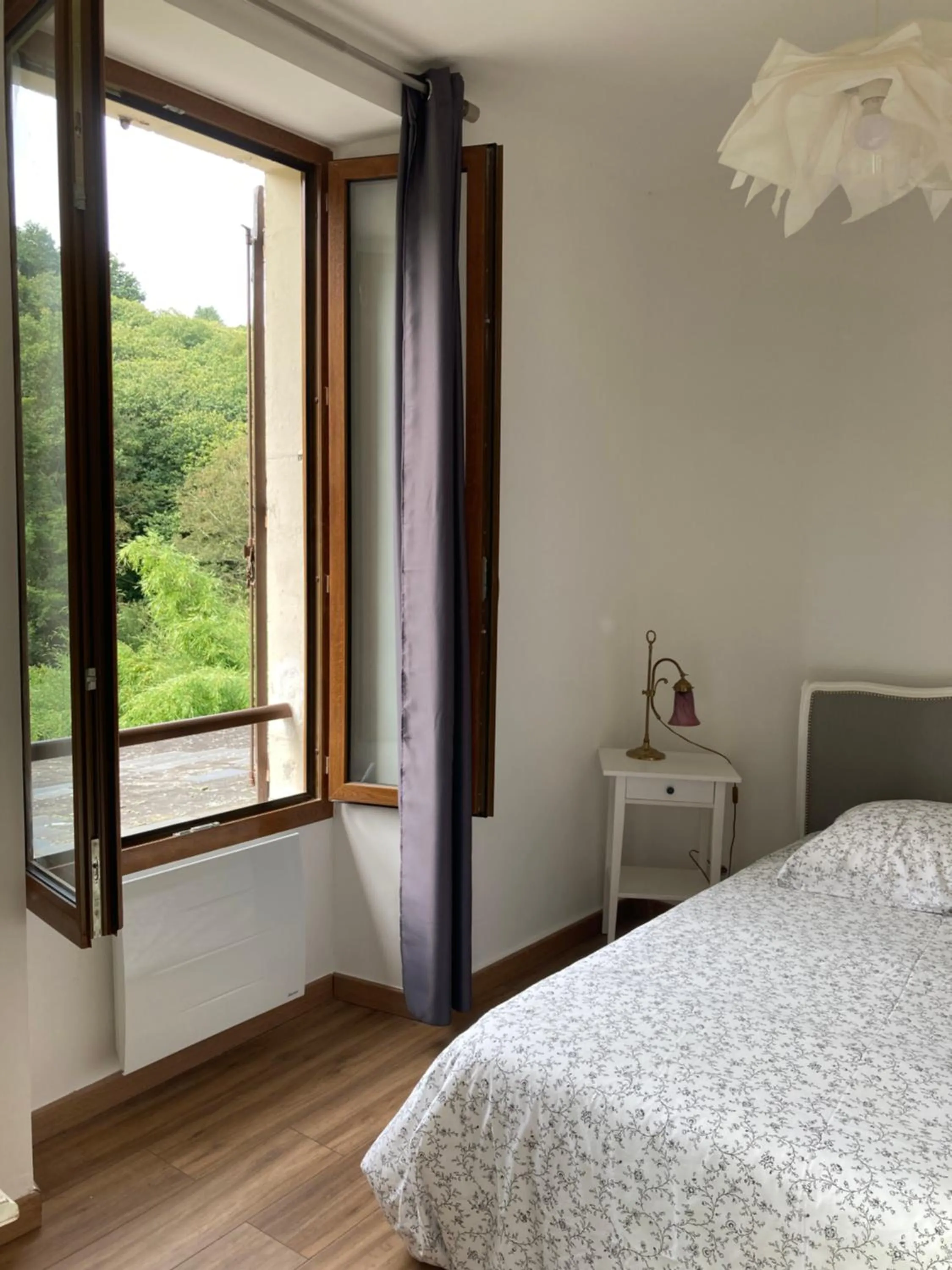 Bed in L'AUBERGE DE LA GOUTILLE