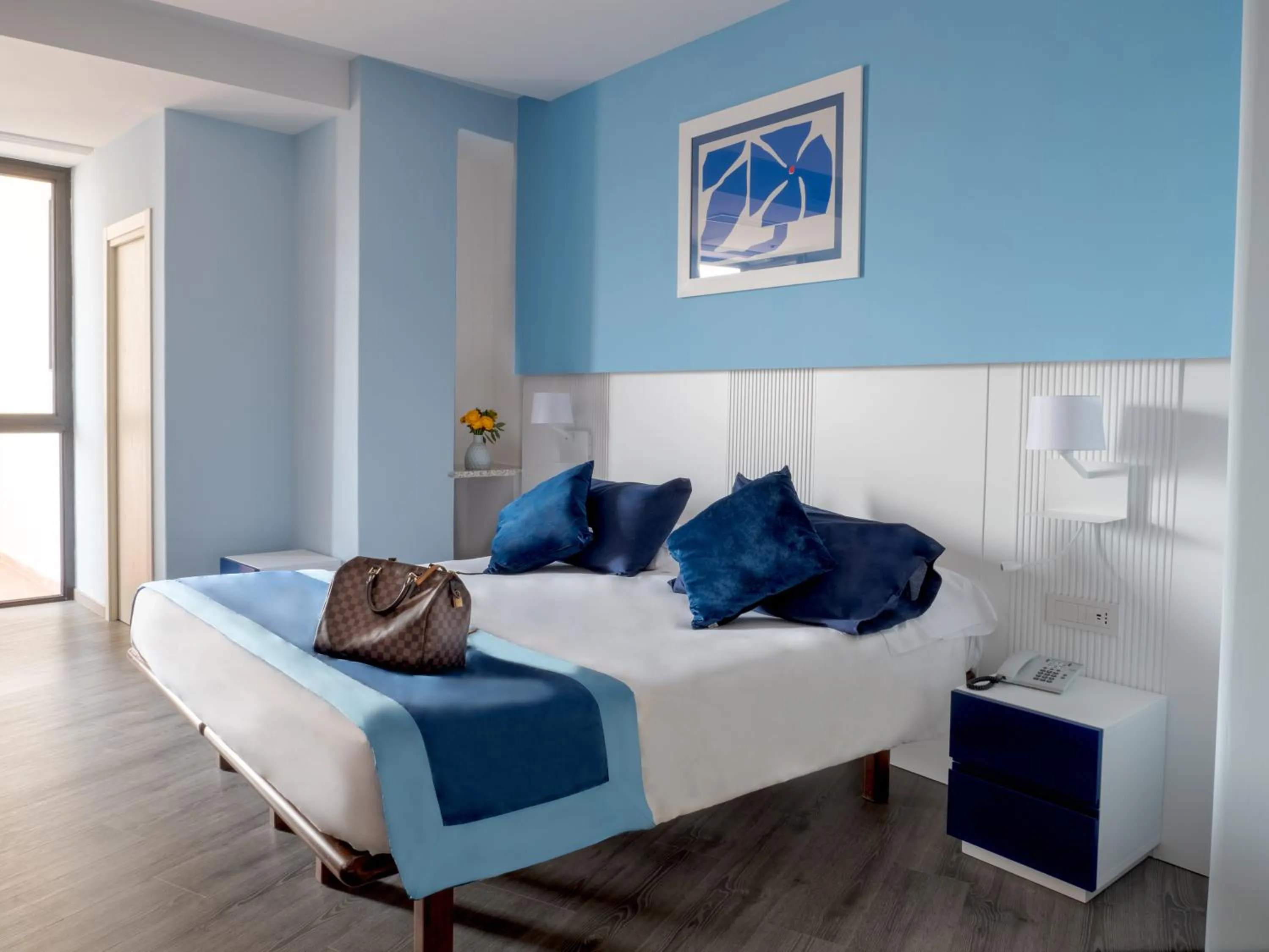 Bedroom, Bed in Hotel Cristina