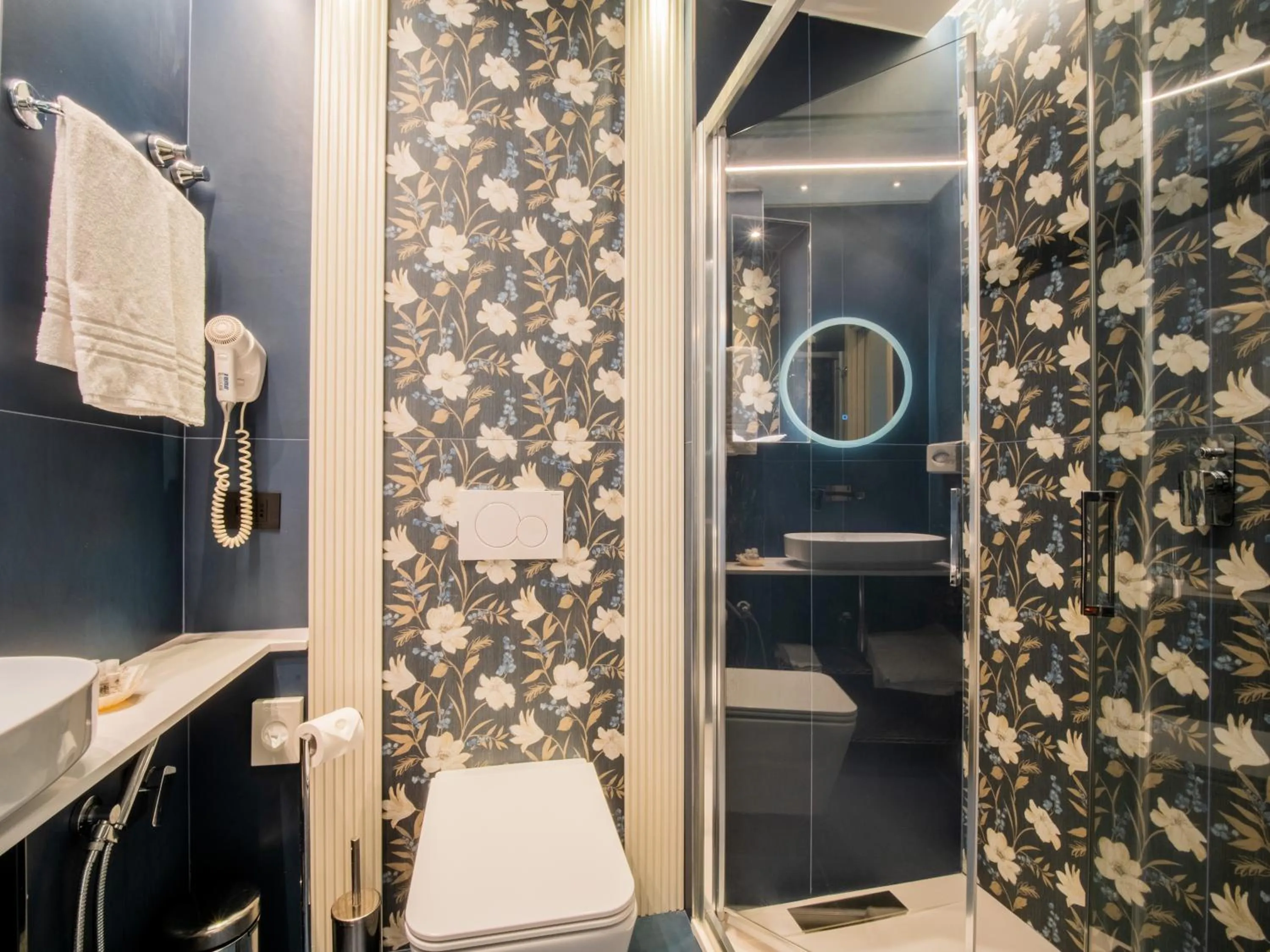 Bathroom in Hotel Cristina