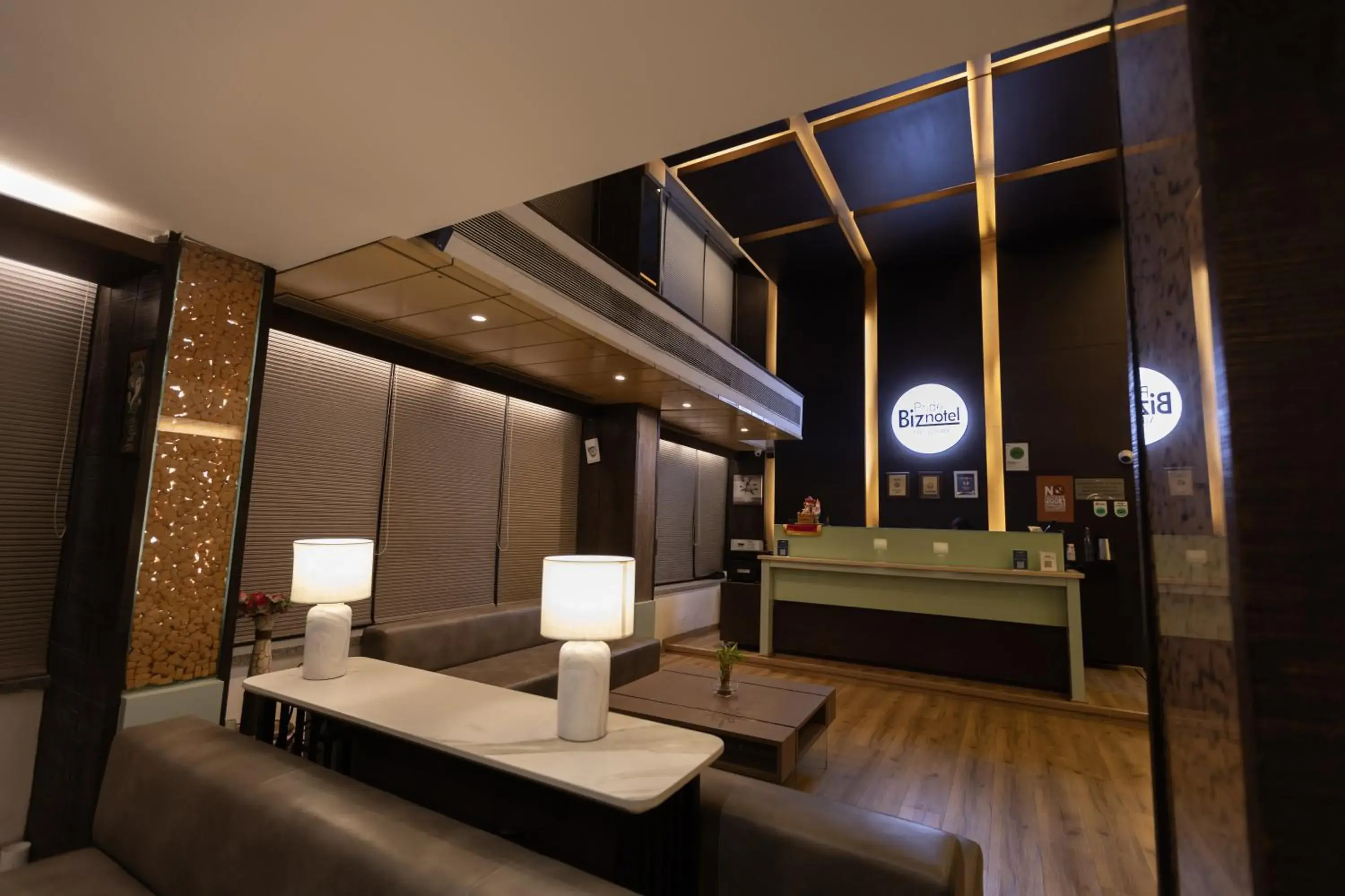 Property building in Pride Biznotel Alkapuri Near Vadodara Airport Property building in Pride Biznotel Alkapuri Near Vadodara Airport