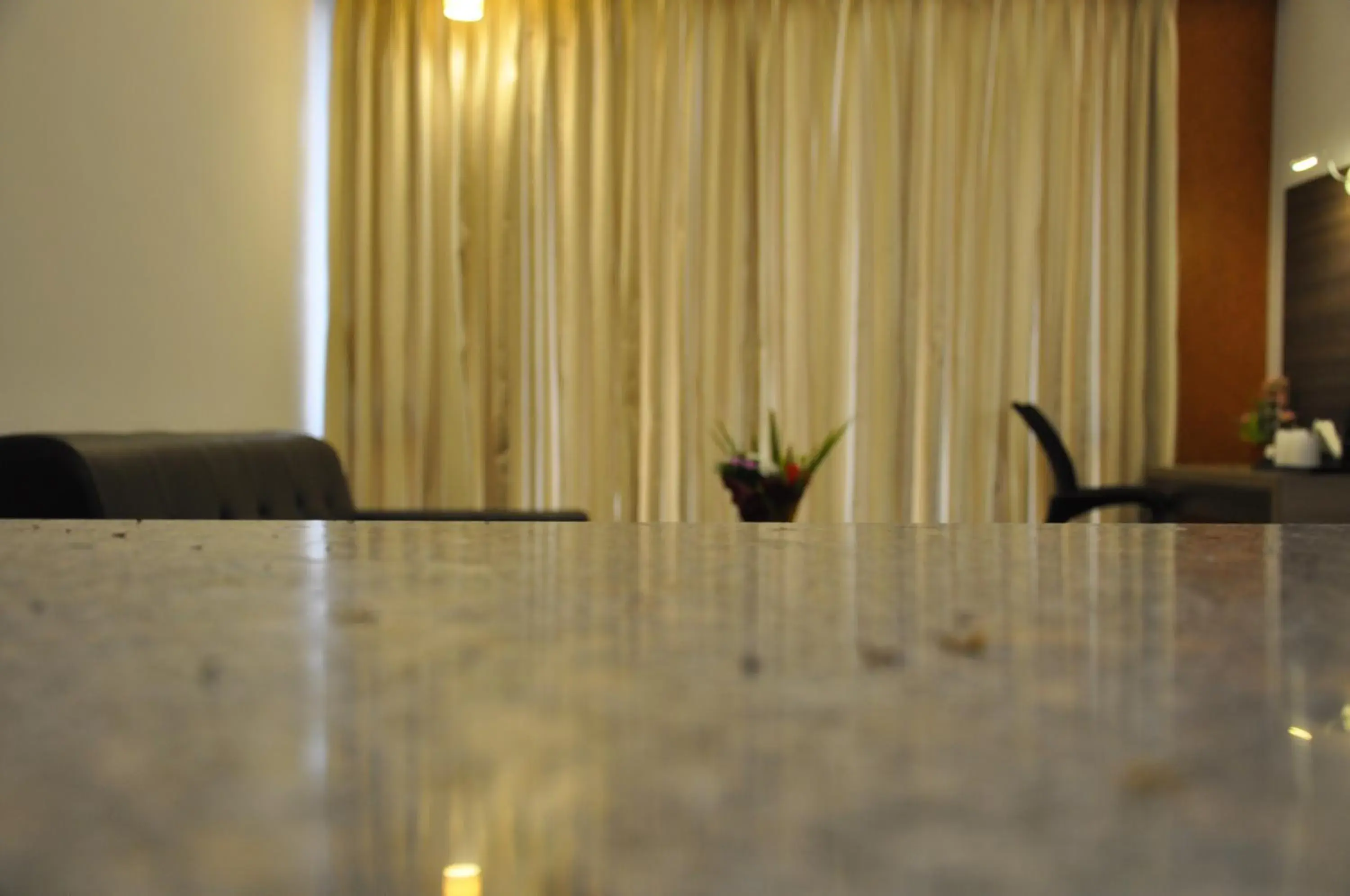 Property building in Pride Biznotel Alkapuri Near Vadodara Airport Property building in Pride Biznotel Alkapuri Near Vadodara Airport