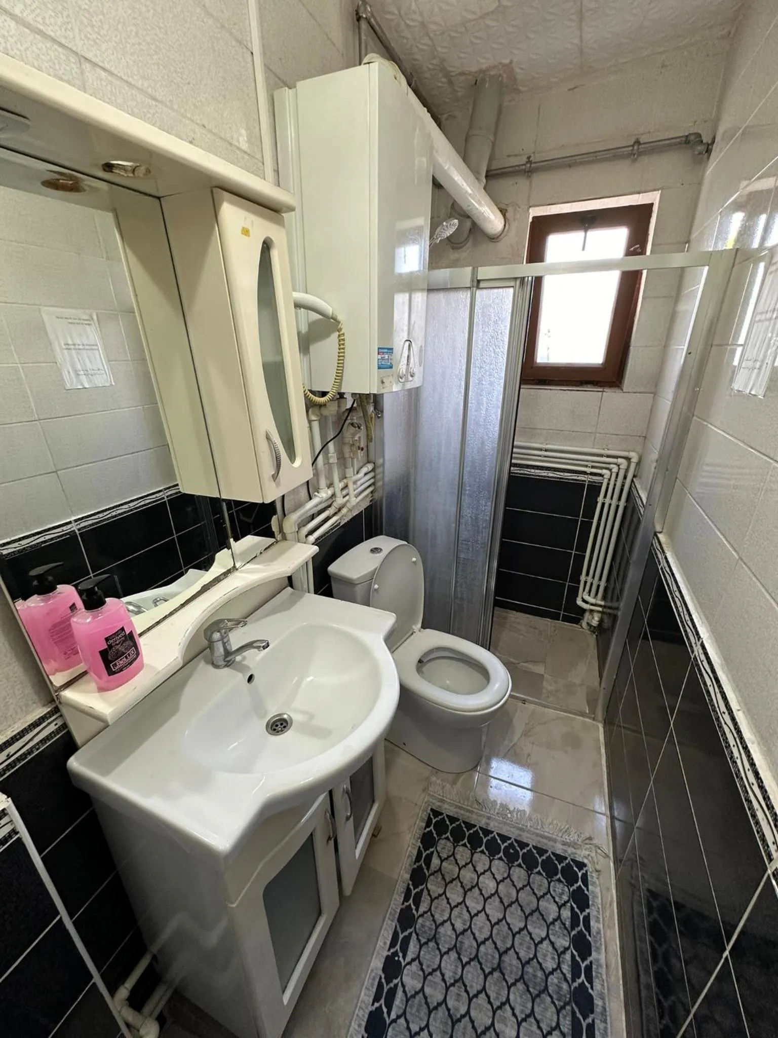 Shower in Apart La Mia