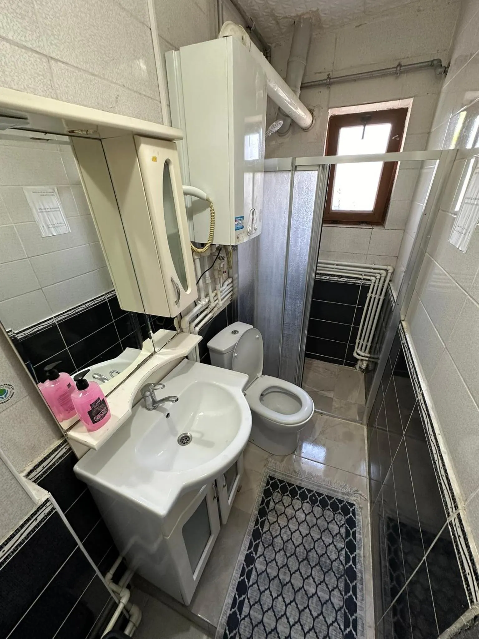 Shower in Apart La Mia