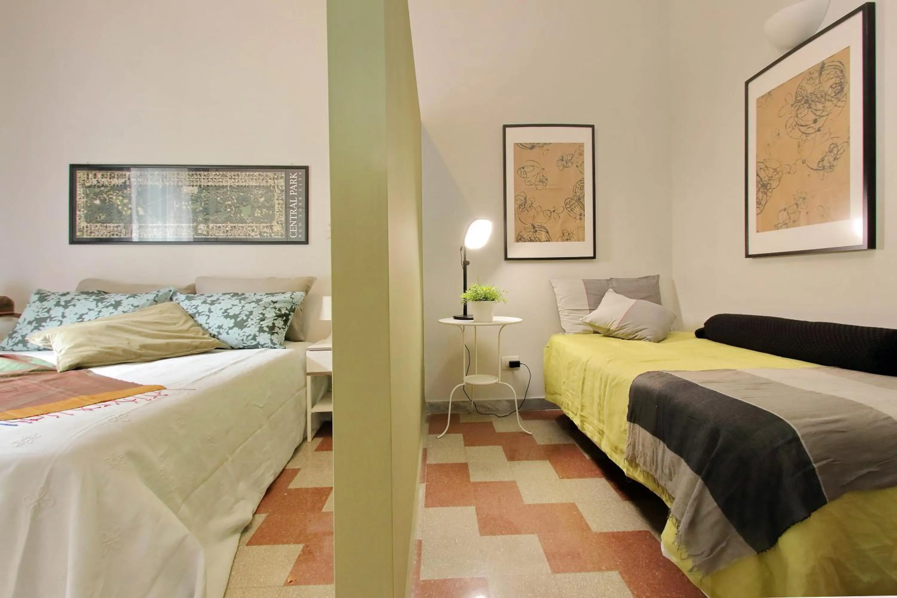 Bedroom, Bed in Montesanto apartment – near the Vatican