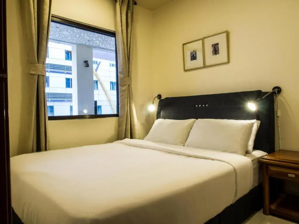 Bedroom, Bed in FKI INTERNATIONAL HOTEL