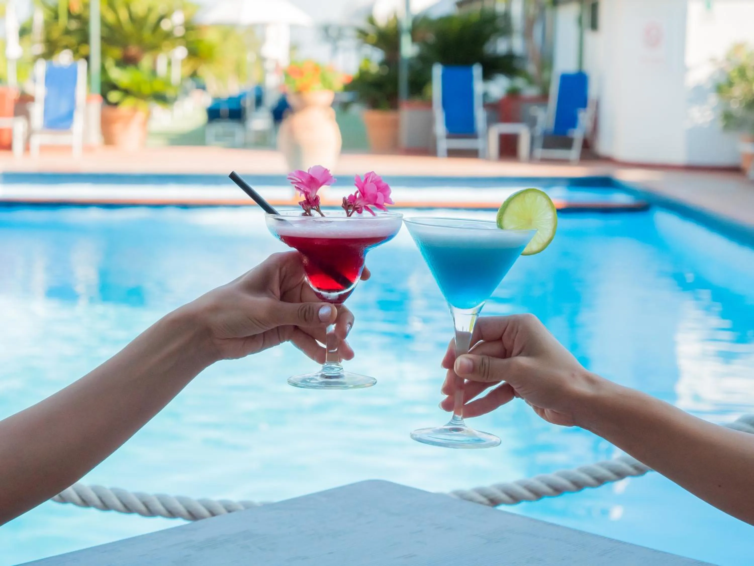 Swimming pool in Hotel Central Wellness