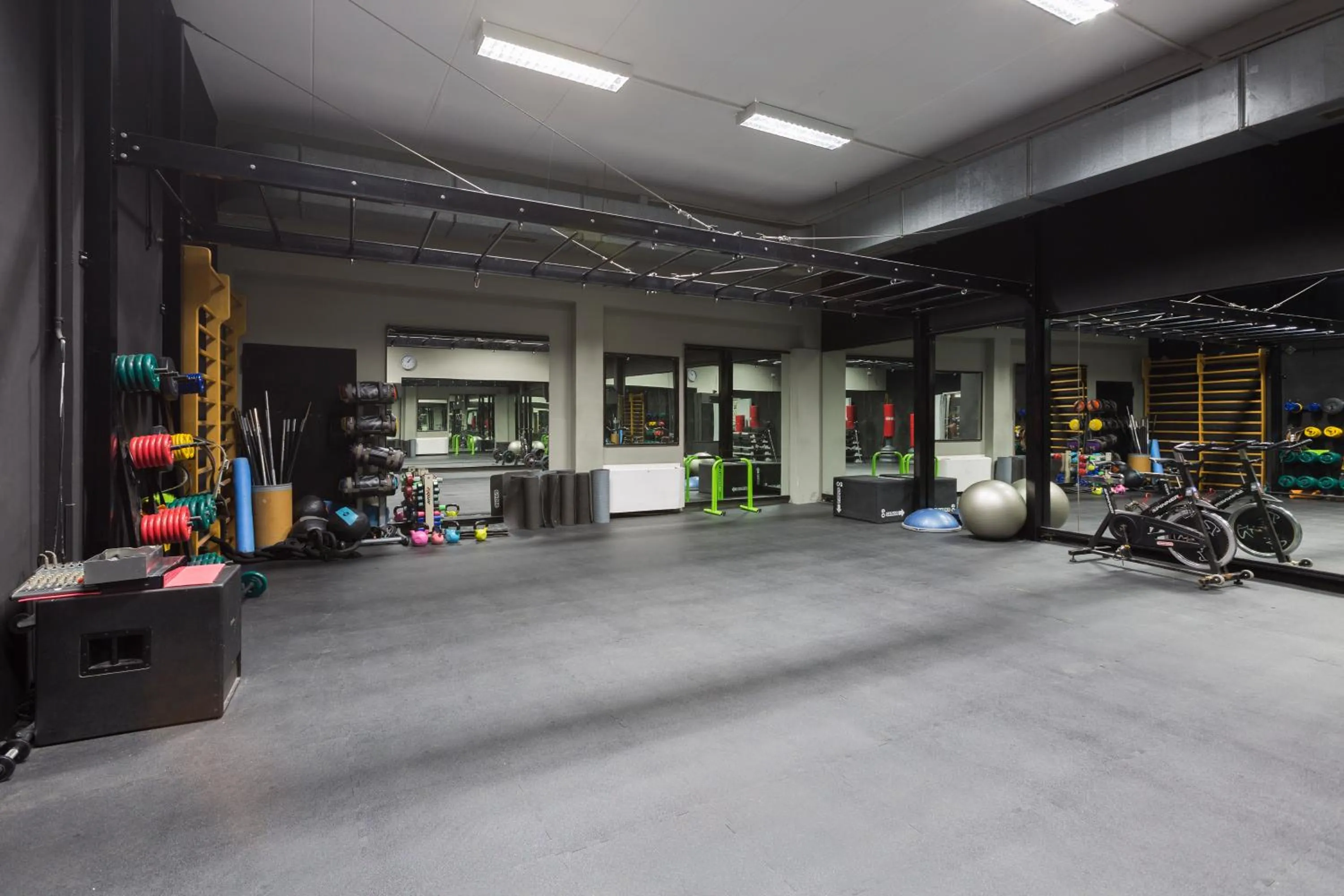 Fitness centre/facilities in Hotel Central Wellness