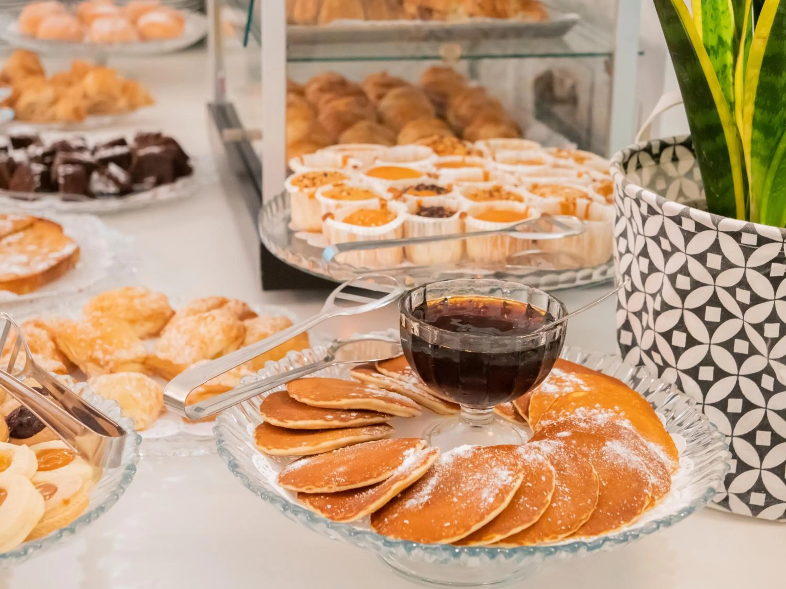 Breakfast in Hotel Central Wellness