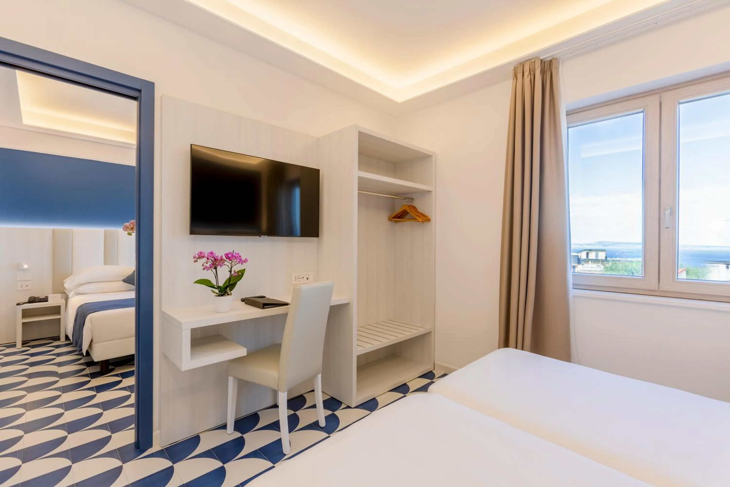 Bedroom, Bed in Hotel Central Wellness