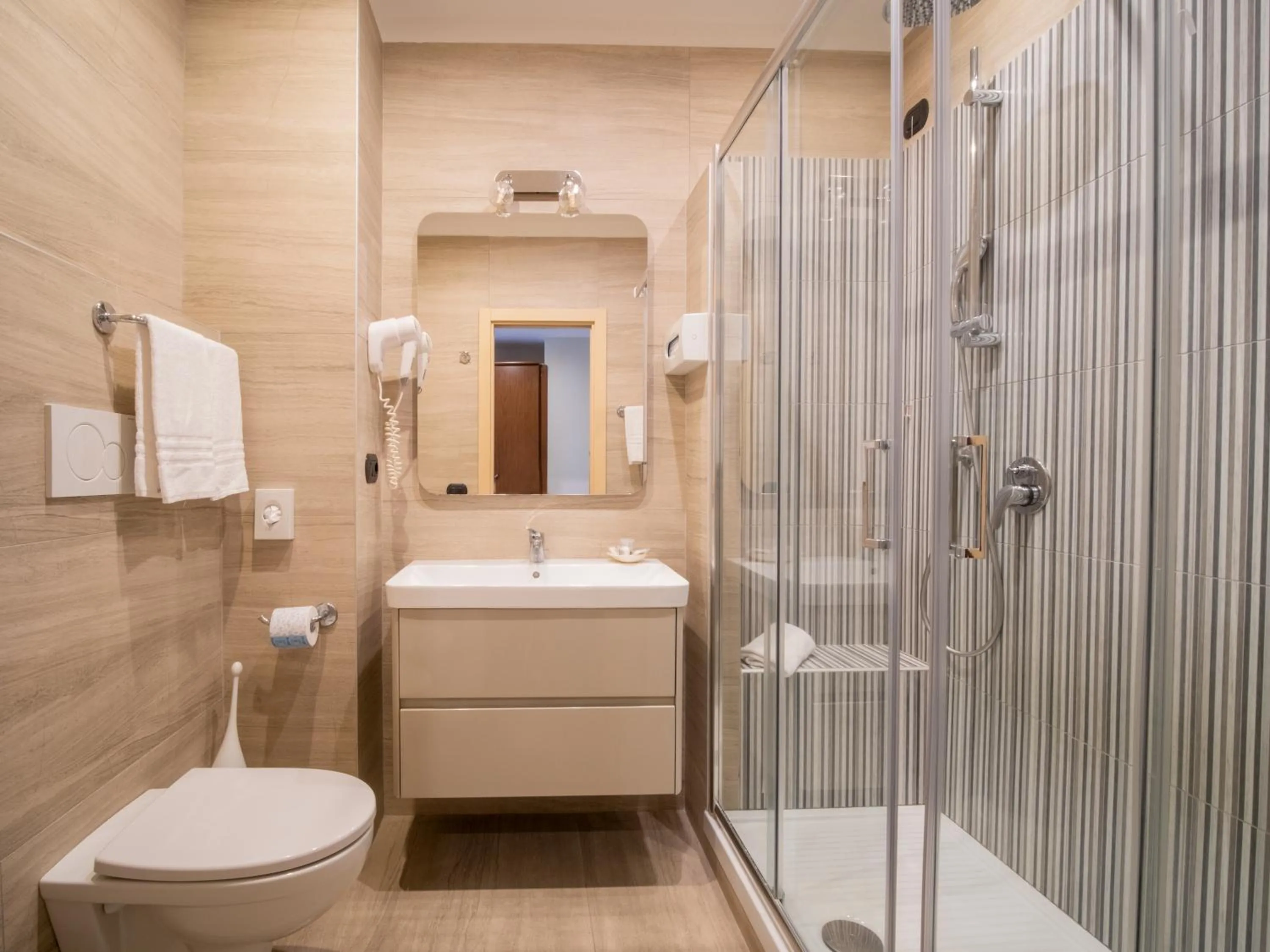 Bathroom in Hotel Central Wellness