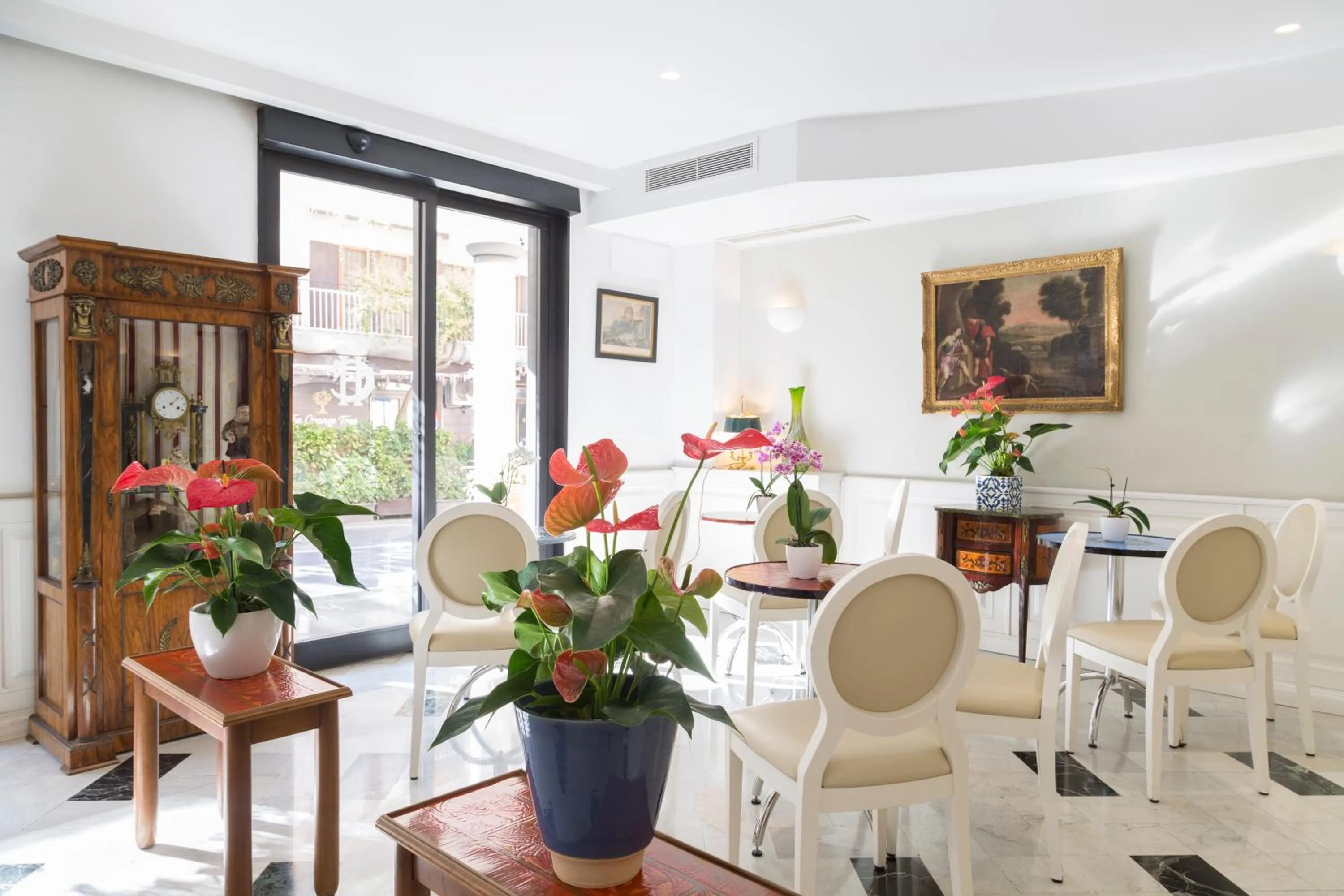 Lobby or reception in Hotel Central Wellness