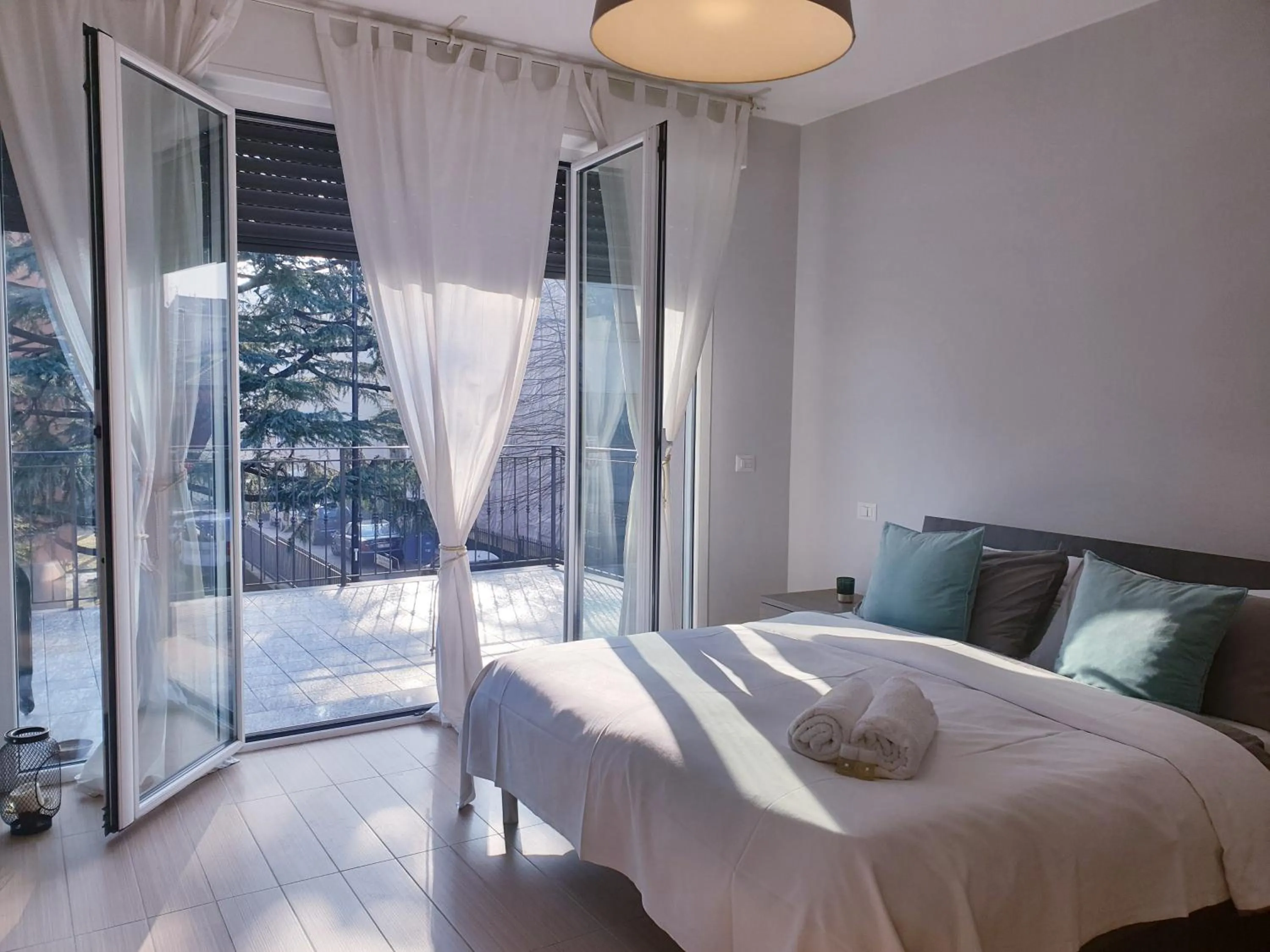 Bed in Michelangelo Apartments con parcheggio gratuito in loco e self check in