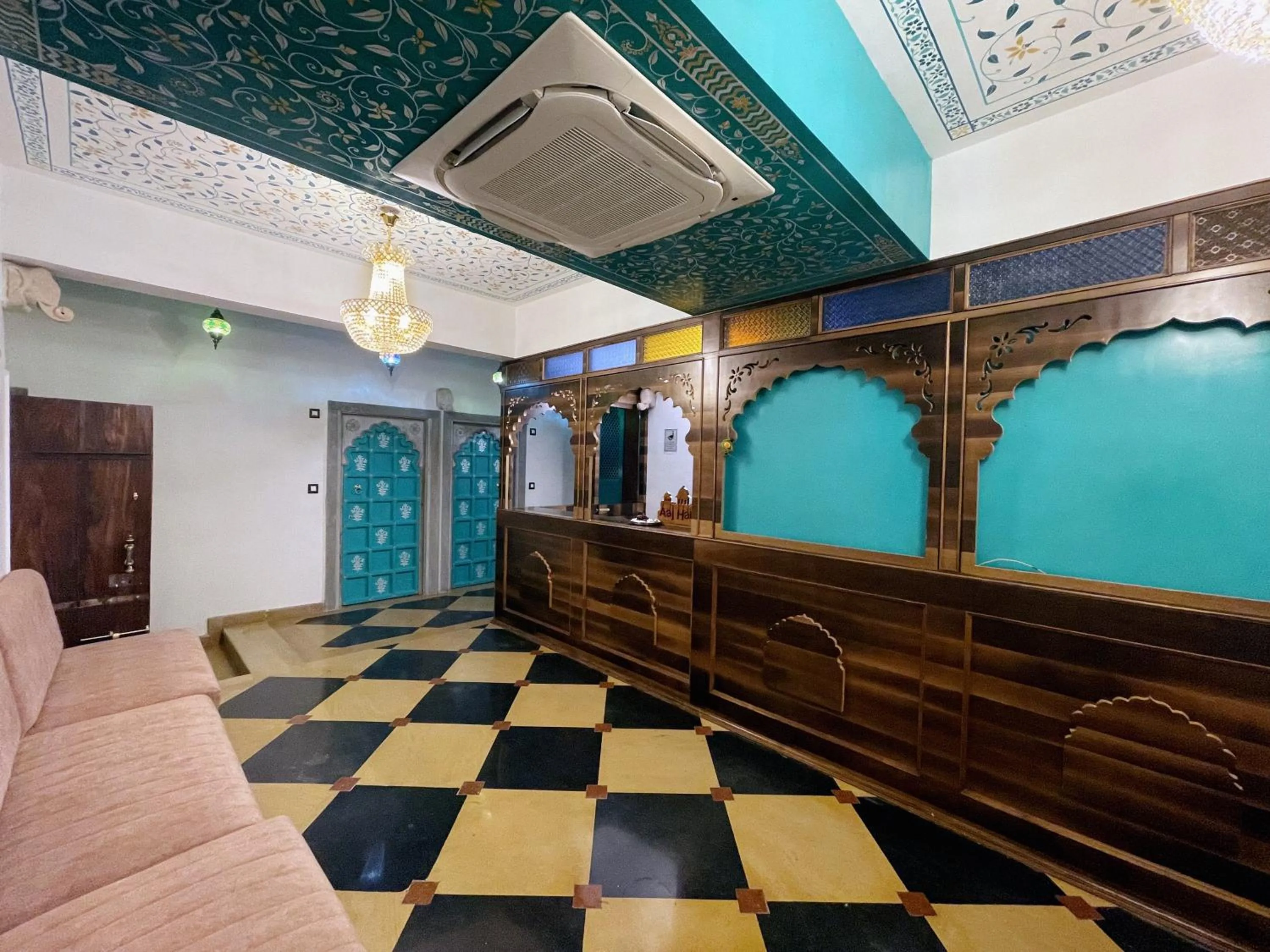 Lobby or reception in AAJ HAVELI - Pichola Lake Facing Hotel
