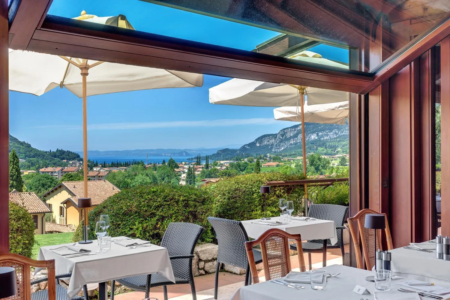 Restaurant/places to eat in Poiano Garda Resort Hotel