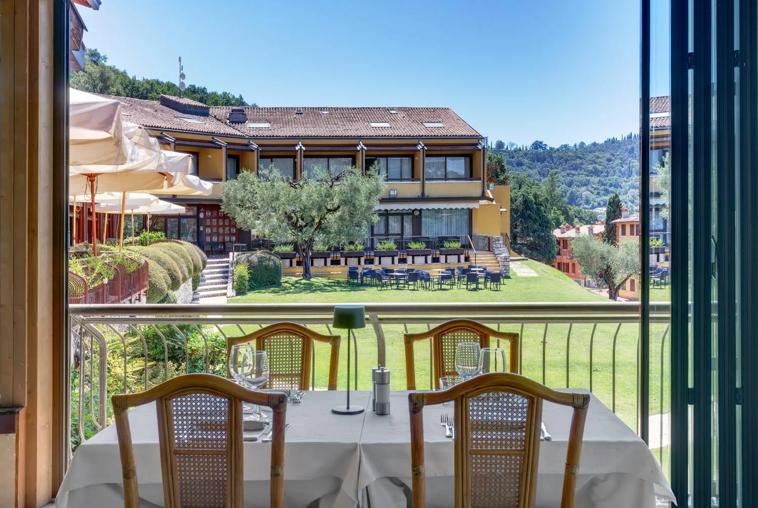 Restaurant/places to eat in Poiano Garda Resort Hotel