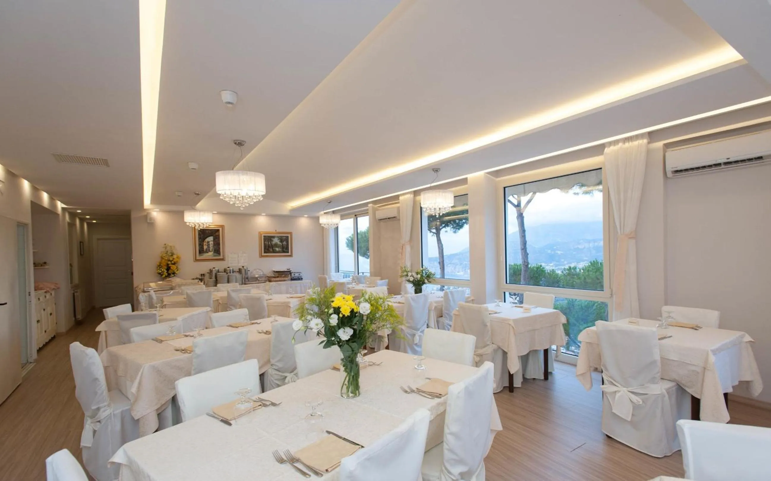 Restaurant/places to eat in Hotel Villa Fiorita