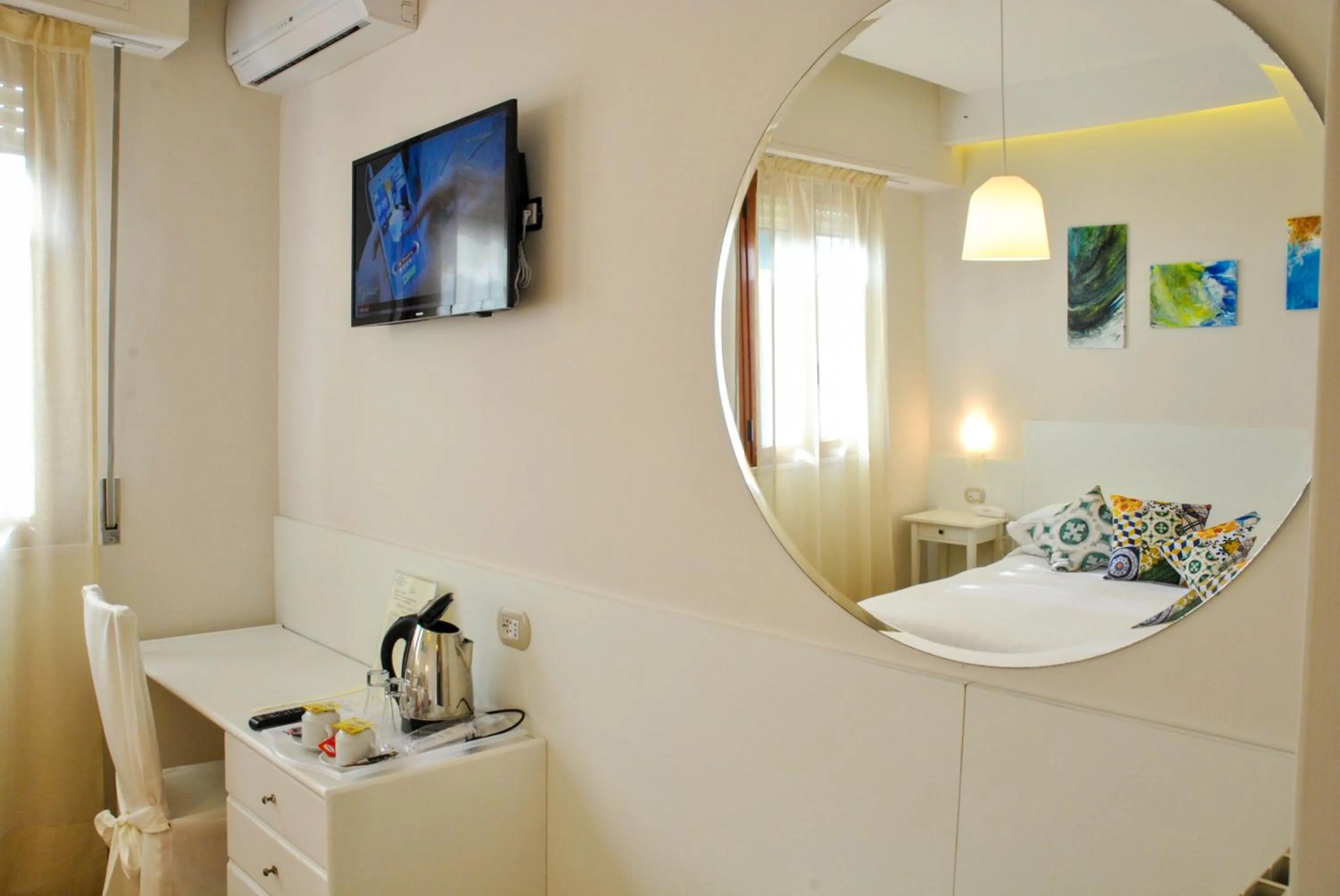 Bedroom, Bed in Hotel Villa Fiorita