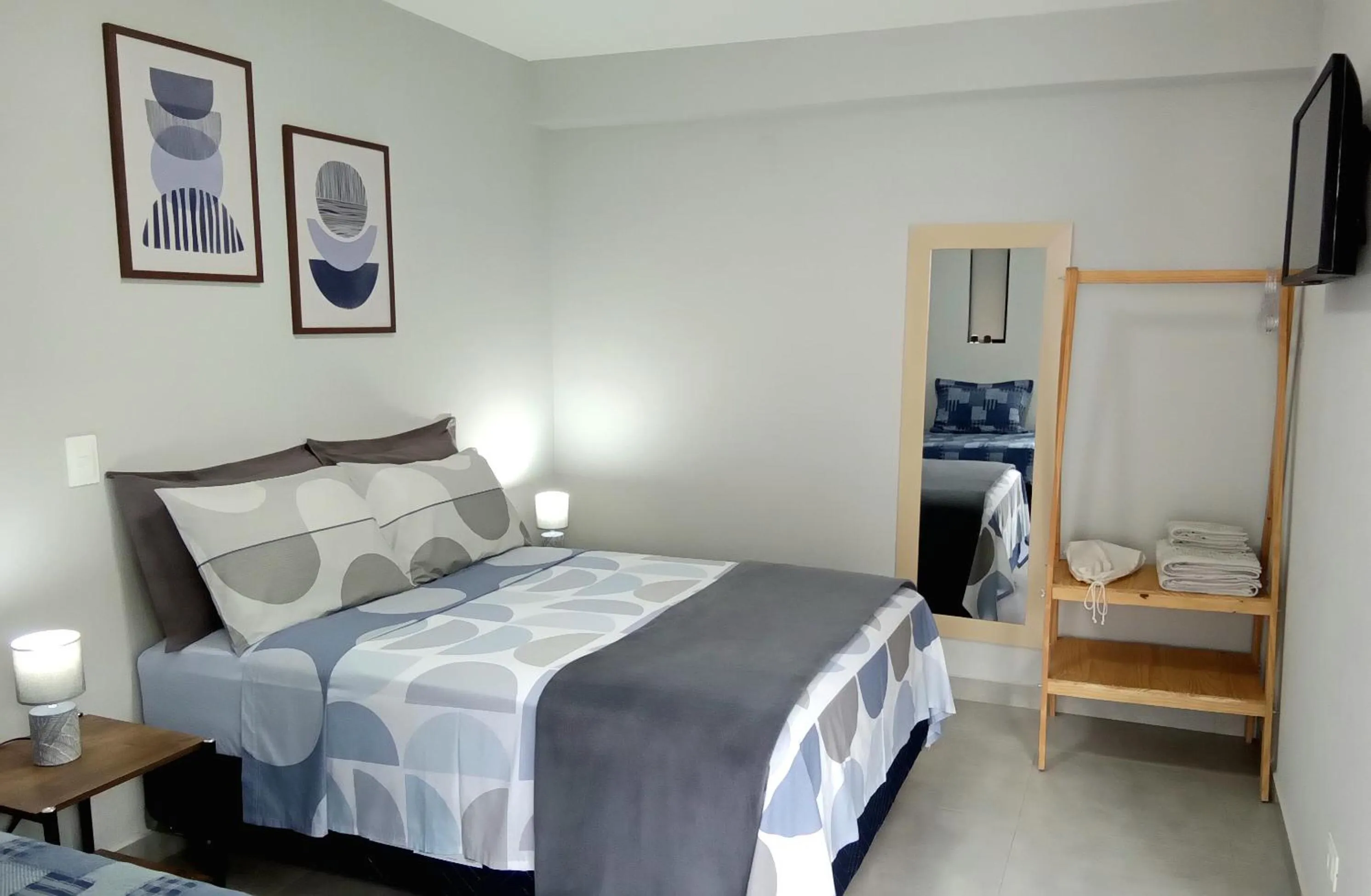 Photo of the whole room in Suíte Ilhinha em condomínio na Praia do Perequê