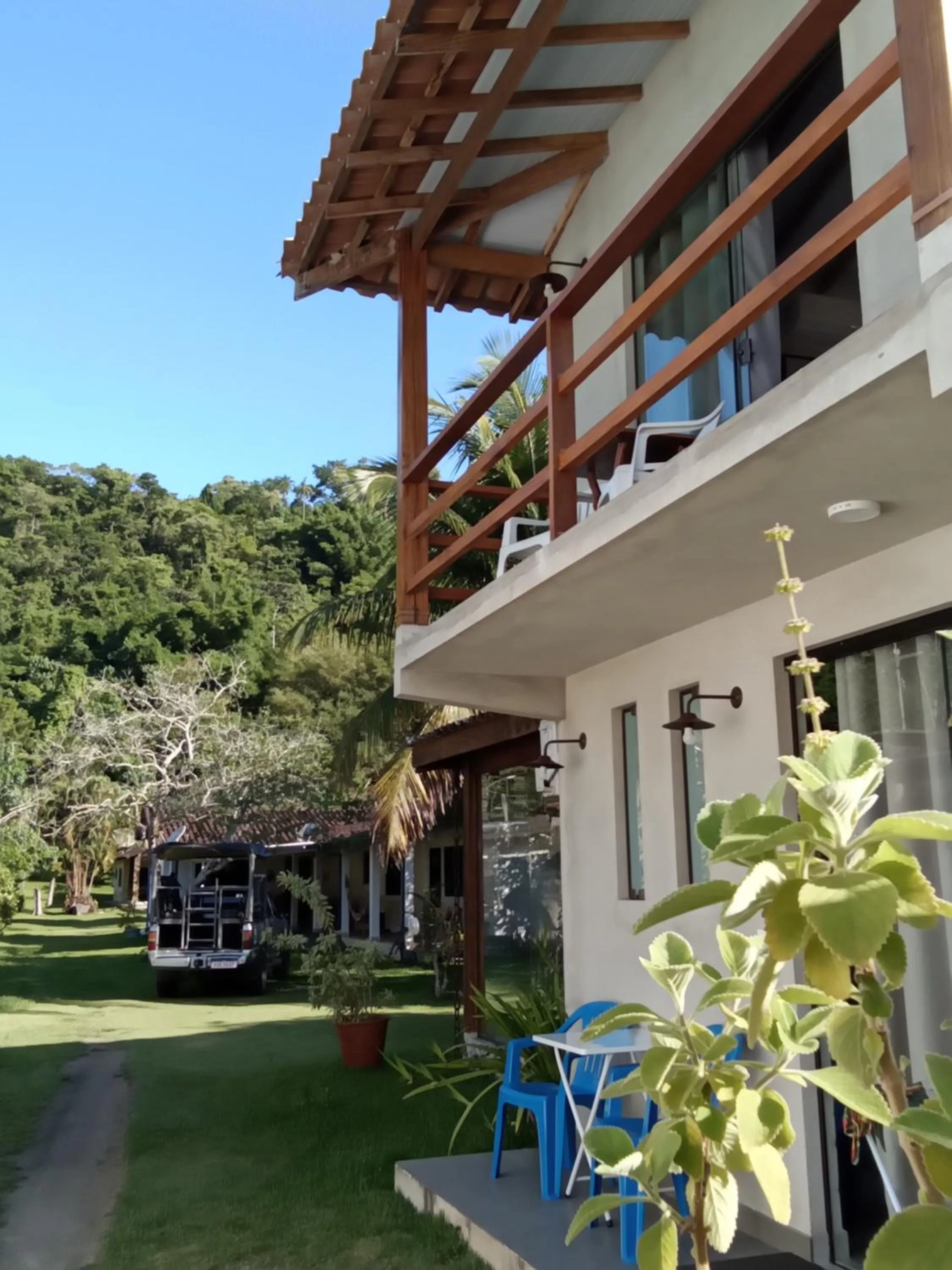 Garden in Suíte Ilhinha em condomínio na Praia do Perequê