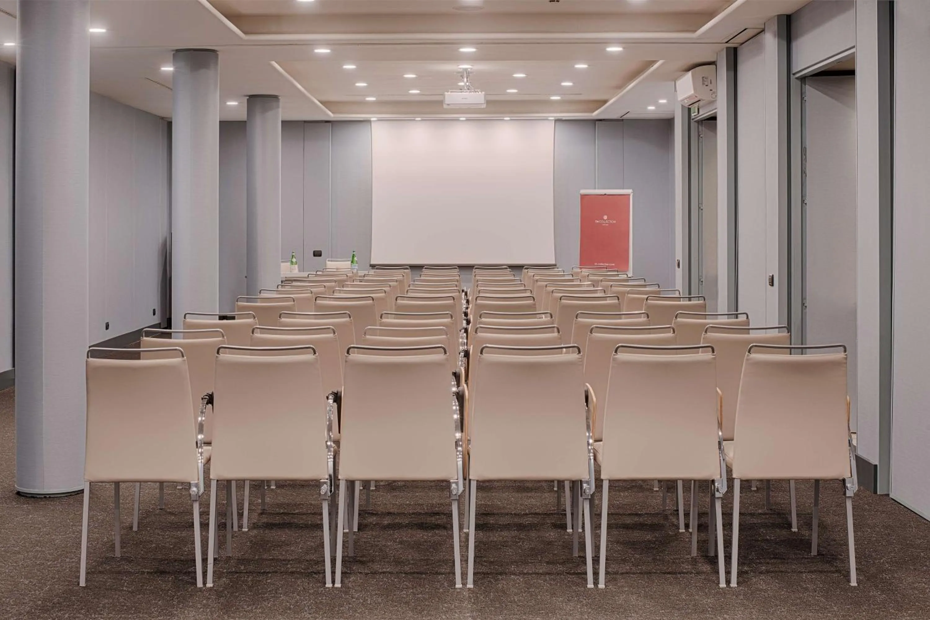 Meeting/conference room in NH Collection Roma Centro
