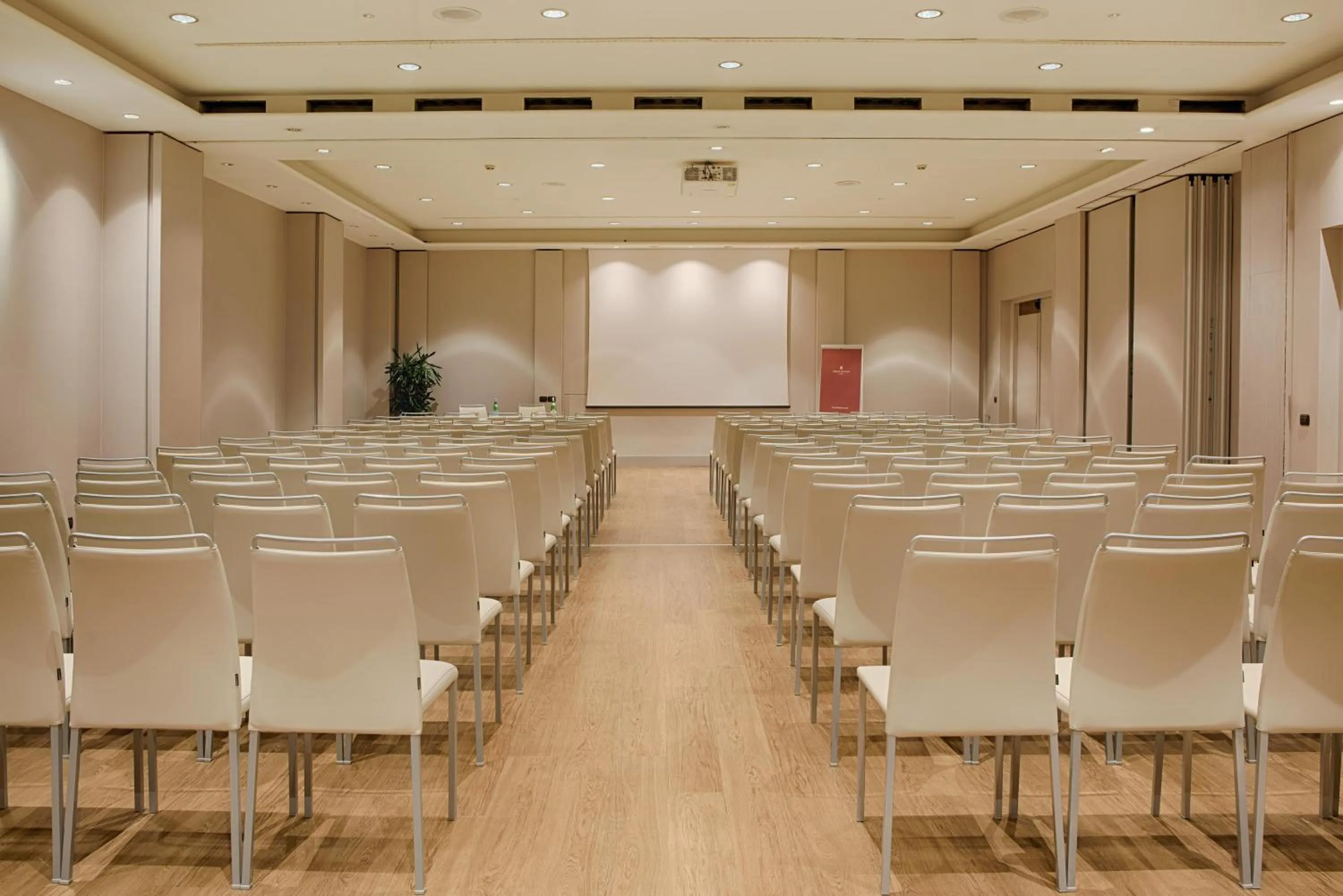 Meeting/conference room in NH Collection Roma Centro