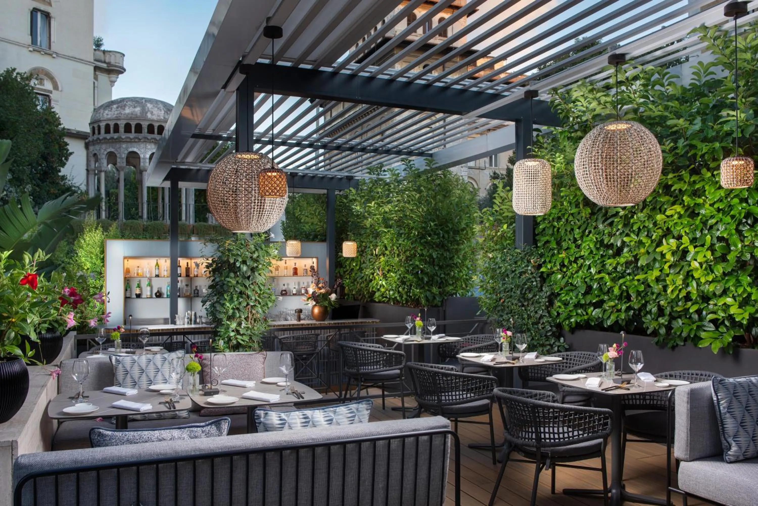 Restaurant/places to eat in NH Collection Roma Centro