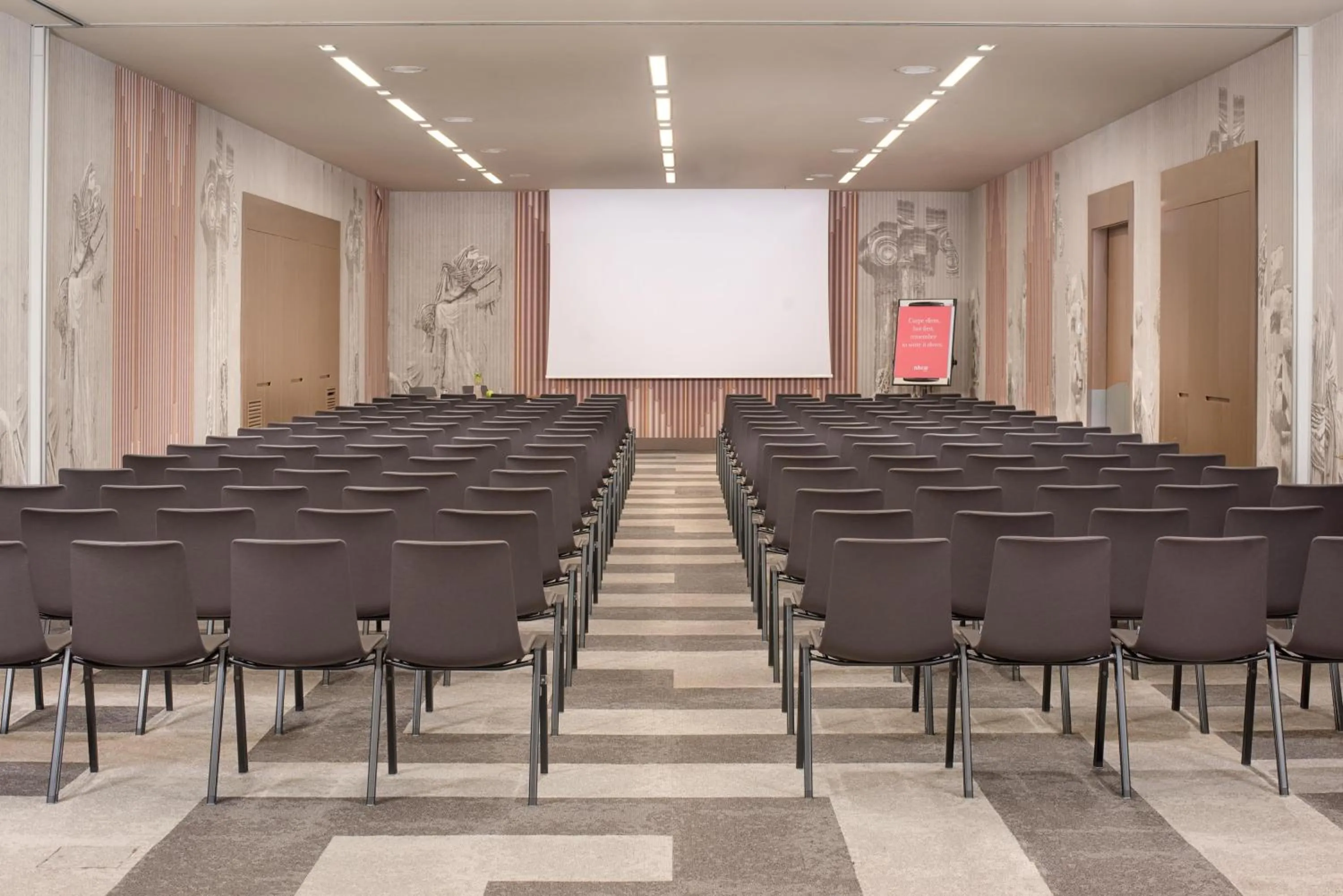 Meeting/conference room in nhow Roma