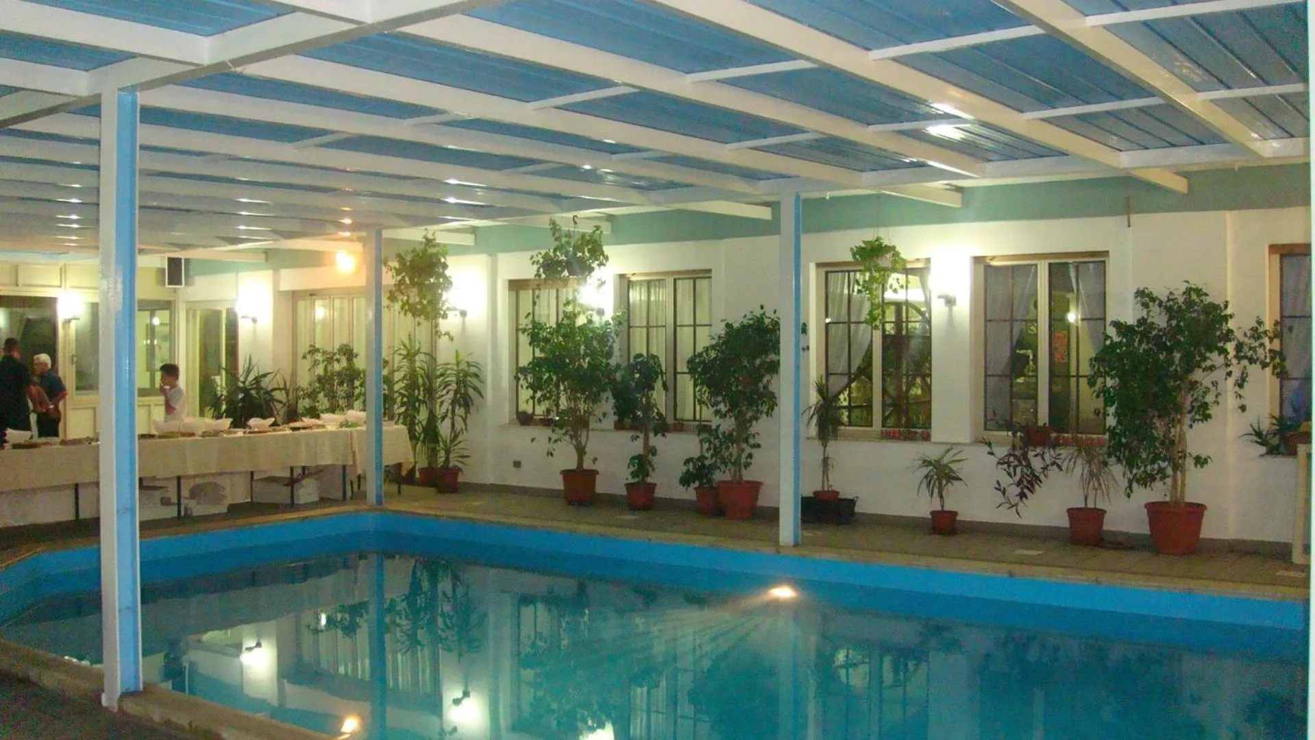 Swimming pool in Hotel Kennedy