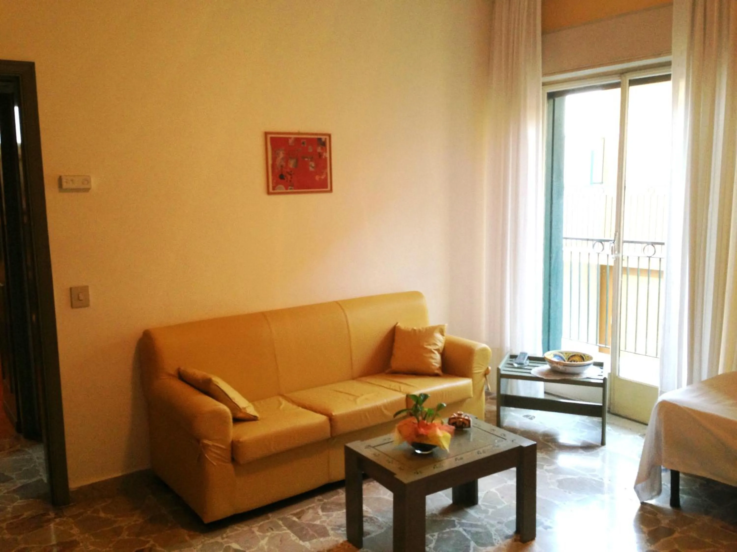 Day in Hotel Kennedy