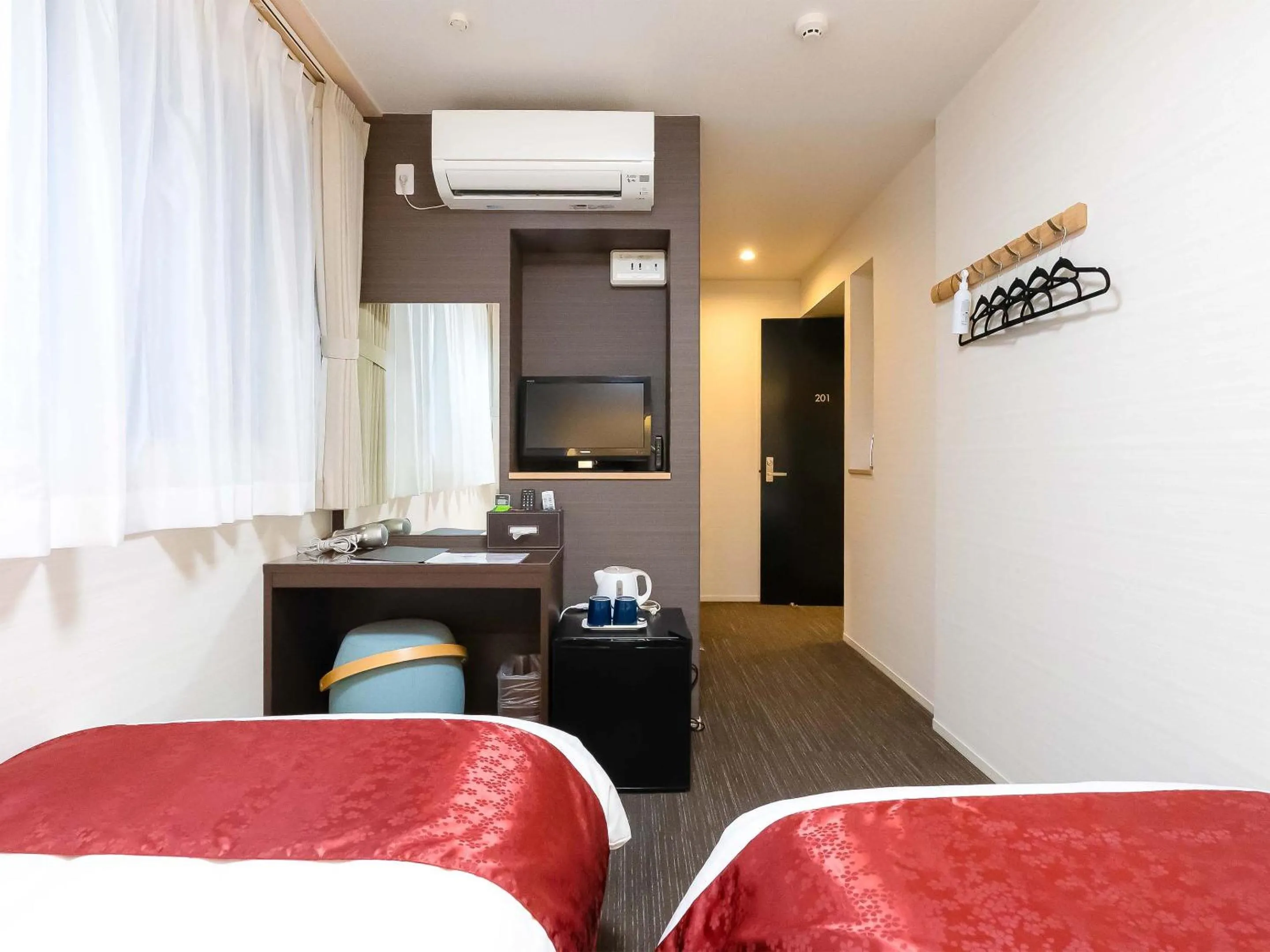 TV and multimedia, Bed in Kyoto inn Mio