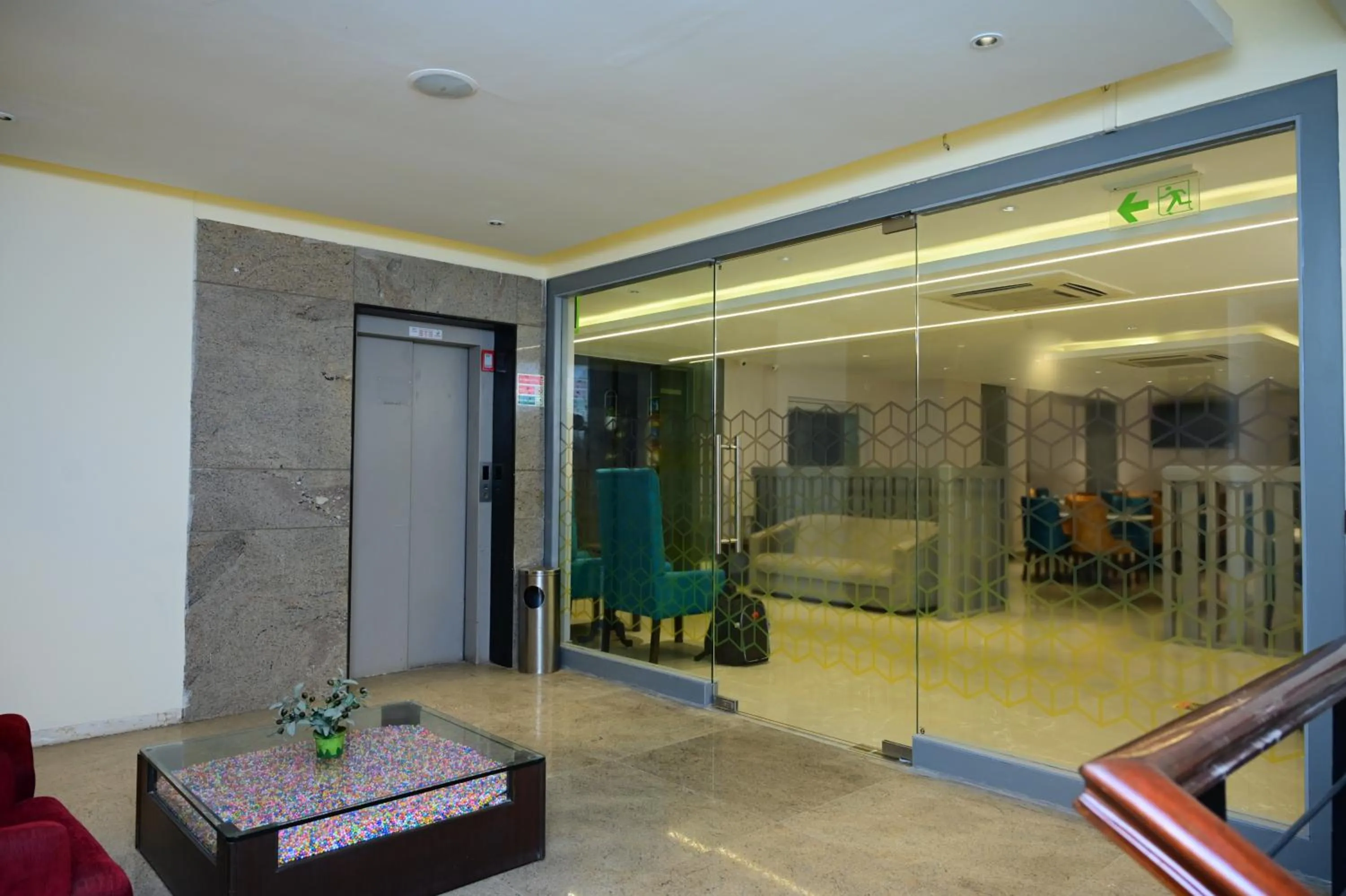 Facade/entrance in Sterling Keys by TGI