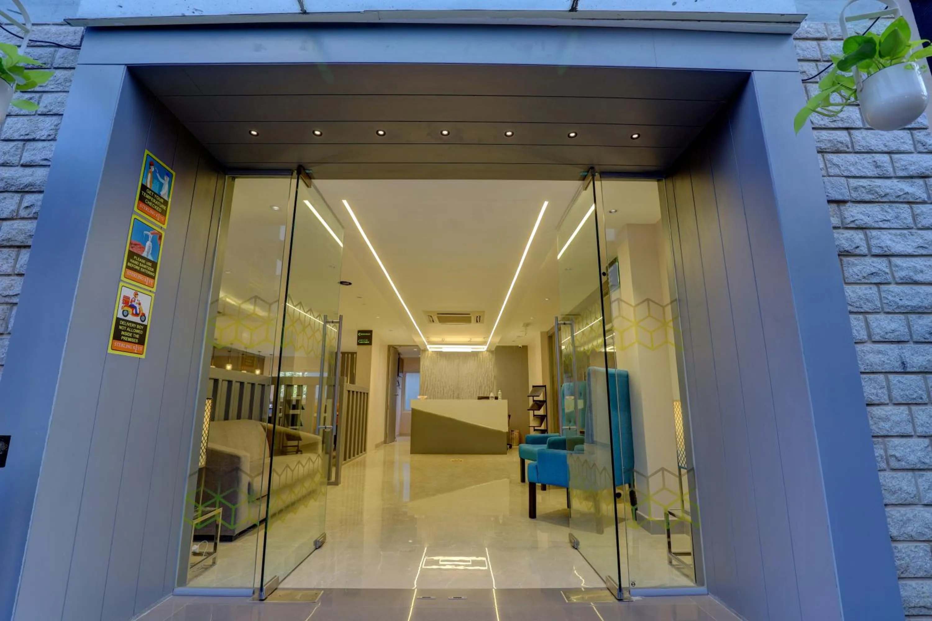 Facade/entrance in Sterling Keys by TGI