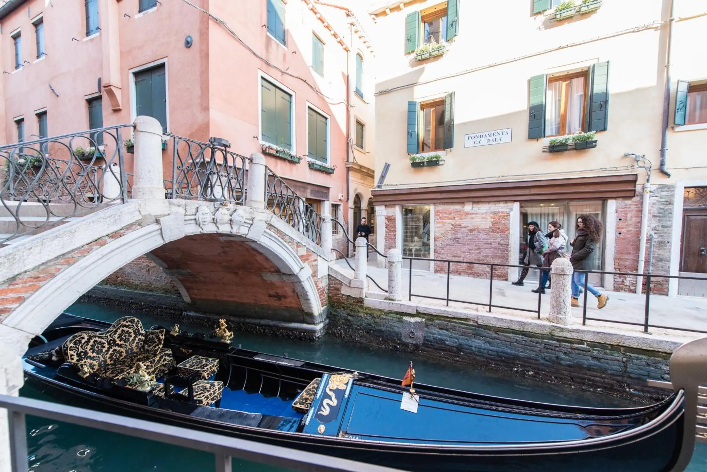 Facade/entrance in Locanda Ca' Zose Facade/entrance in Locanda Ca' Zose