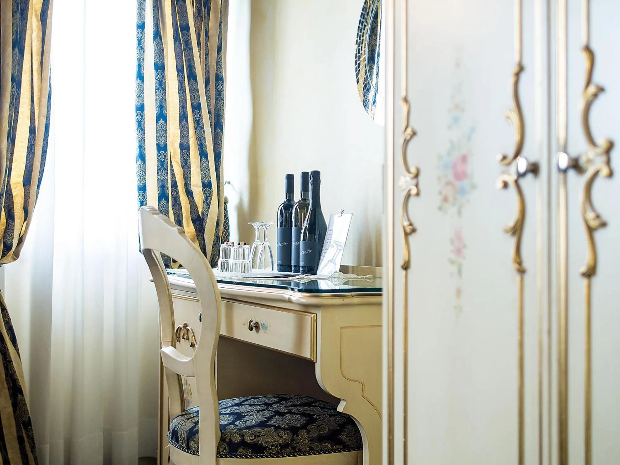 Decorative detail in Locanda Ca' Zose