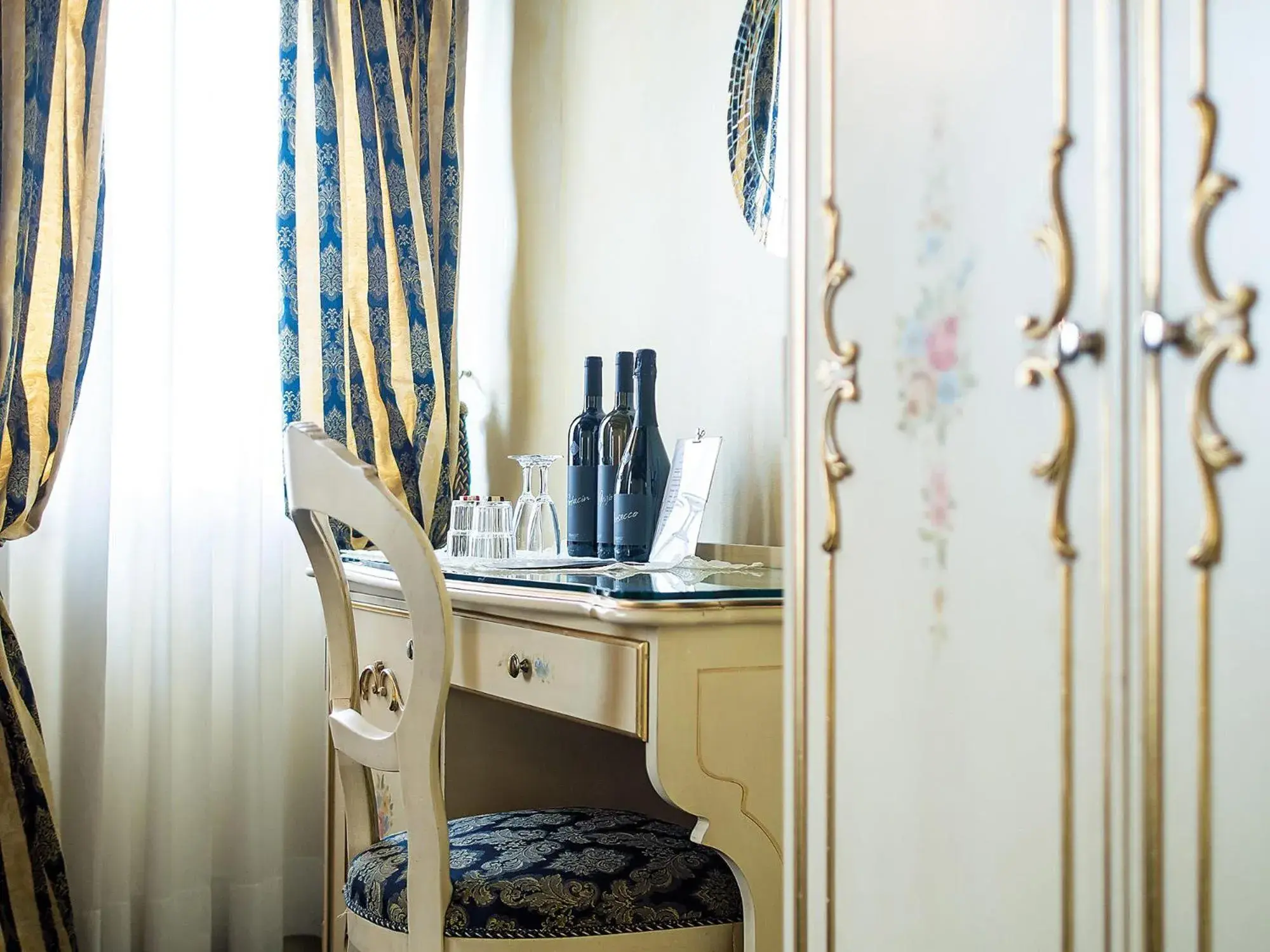Superior Double or Twin Room in Locanda Ca' Zose Superior Double or Twin Room in Locanda Ca' Zose