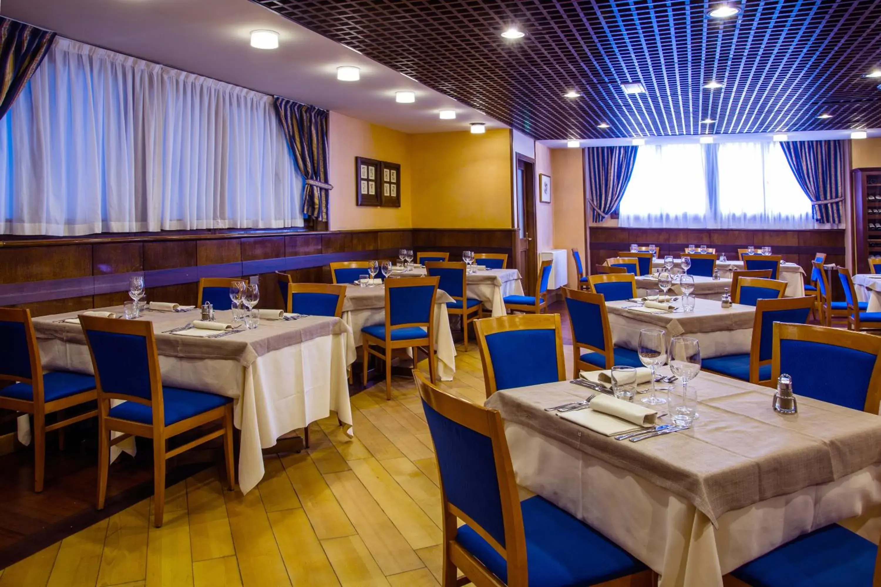 Restaurant/places to eat in Hotel Les Jumeaux Courmayeur Restaurant/places to eat in Hotel Les Jumeaux Courmayeur