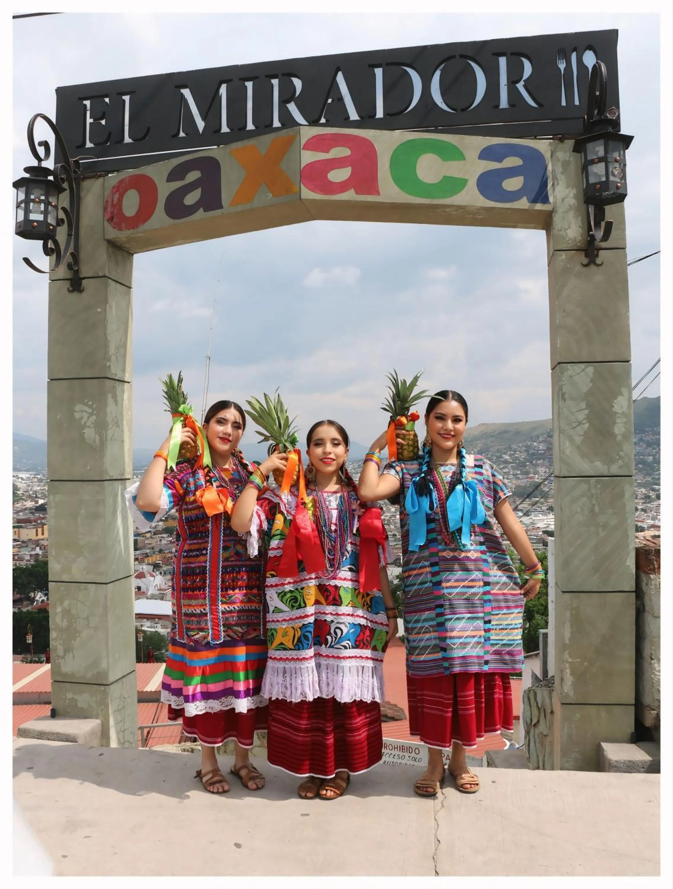 Day in CASARU HOTEL OAXACA