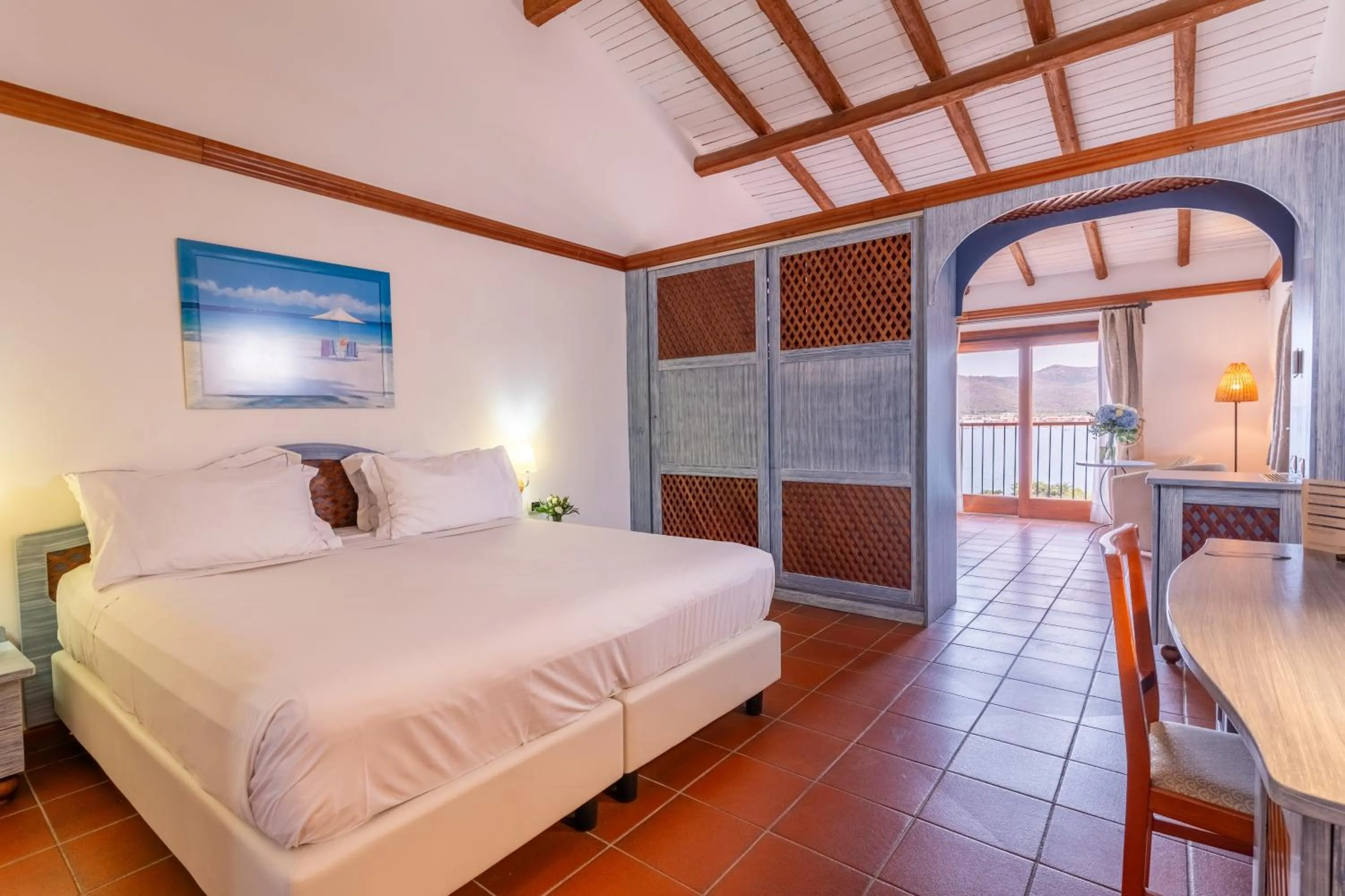 View (from property/room), Bed in Hotel Palumbalza Porto Rotondo