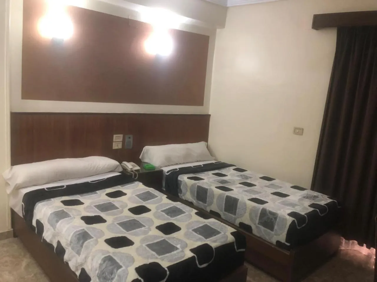 Photo of the whole room, Bed in New Saint Catherine Hotel