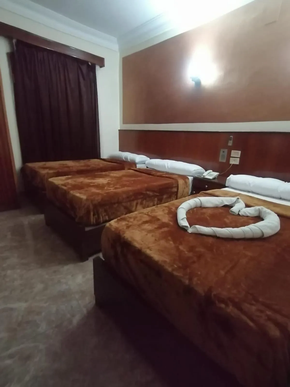 Bed in New Saint Catherine Hotel